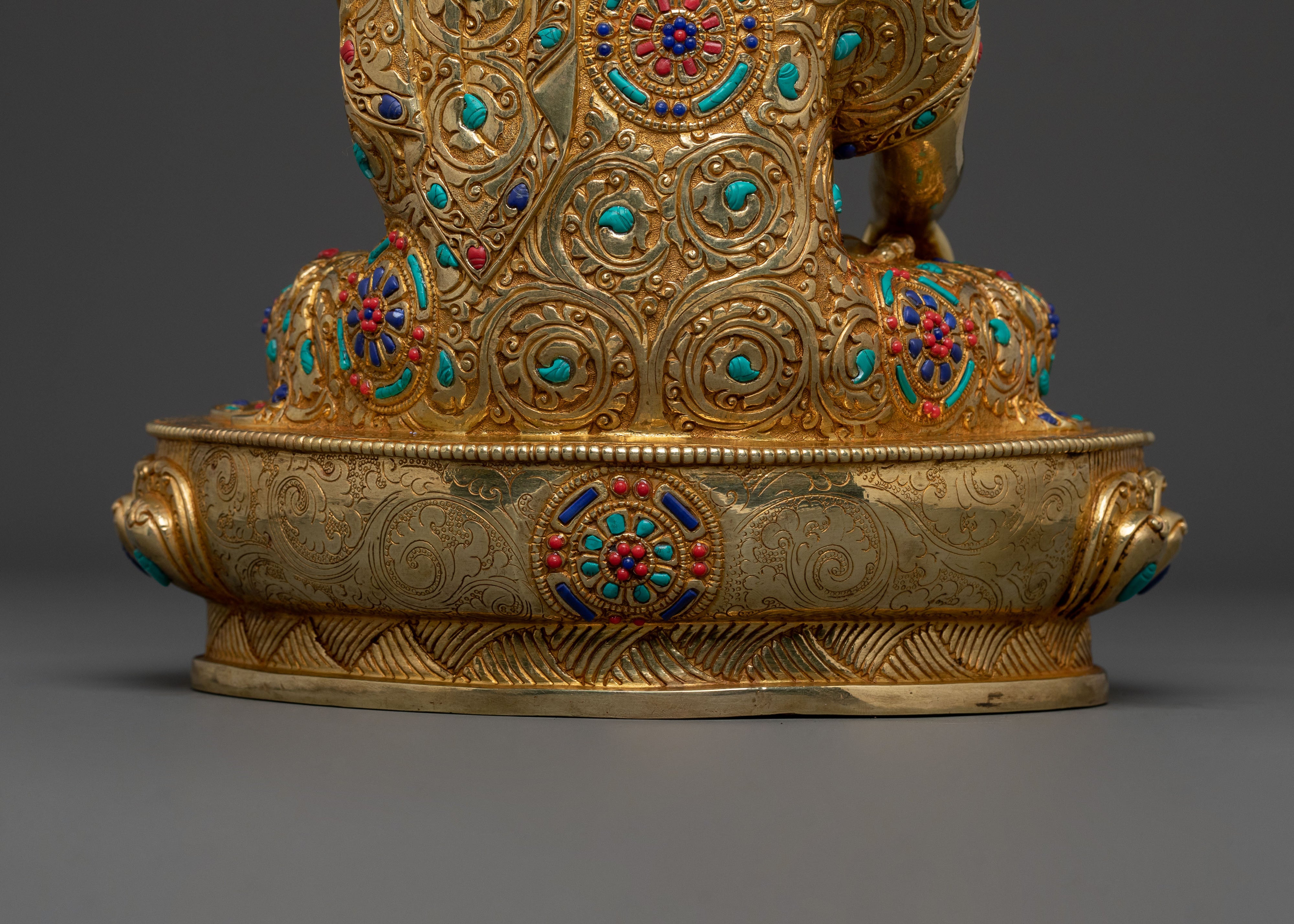 Handcrafted Shakyamuni Buddha Statue | Symbol of Enlightenment and Peace