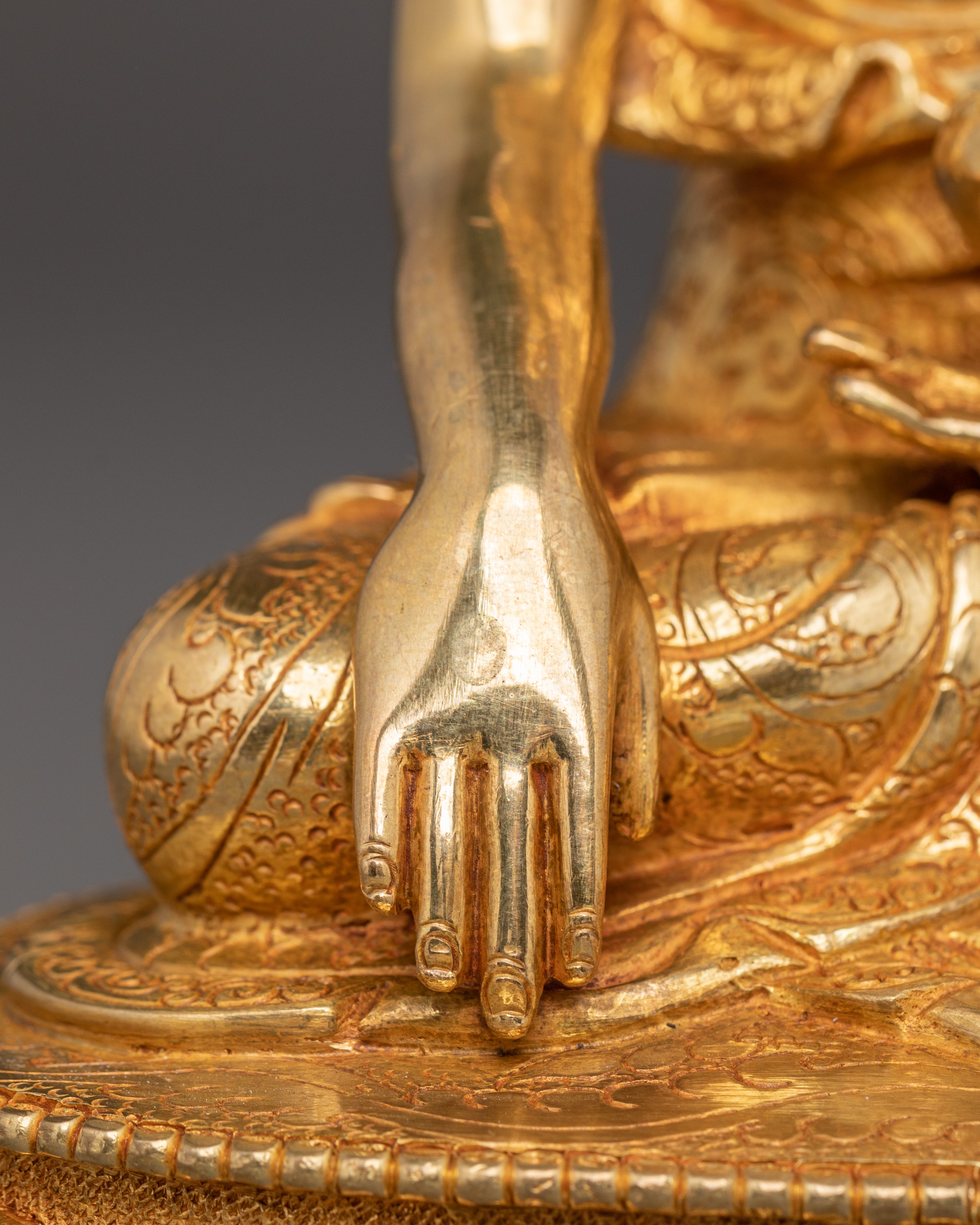 Crown Shakyamuni Buddha Handmade Sculpture | Enlightened Buddha