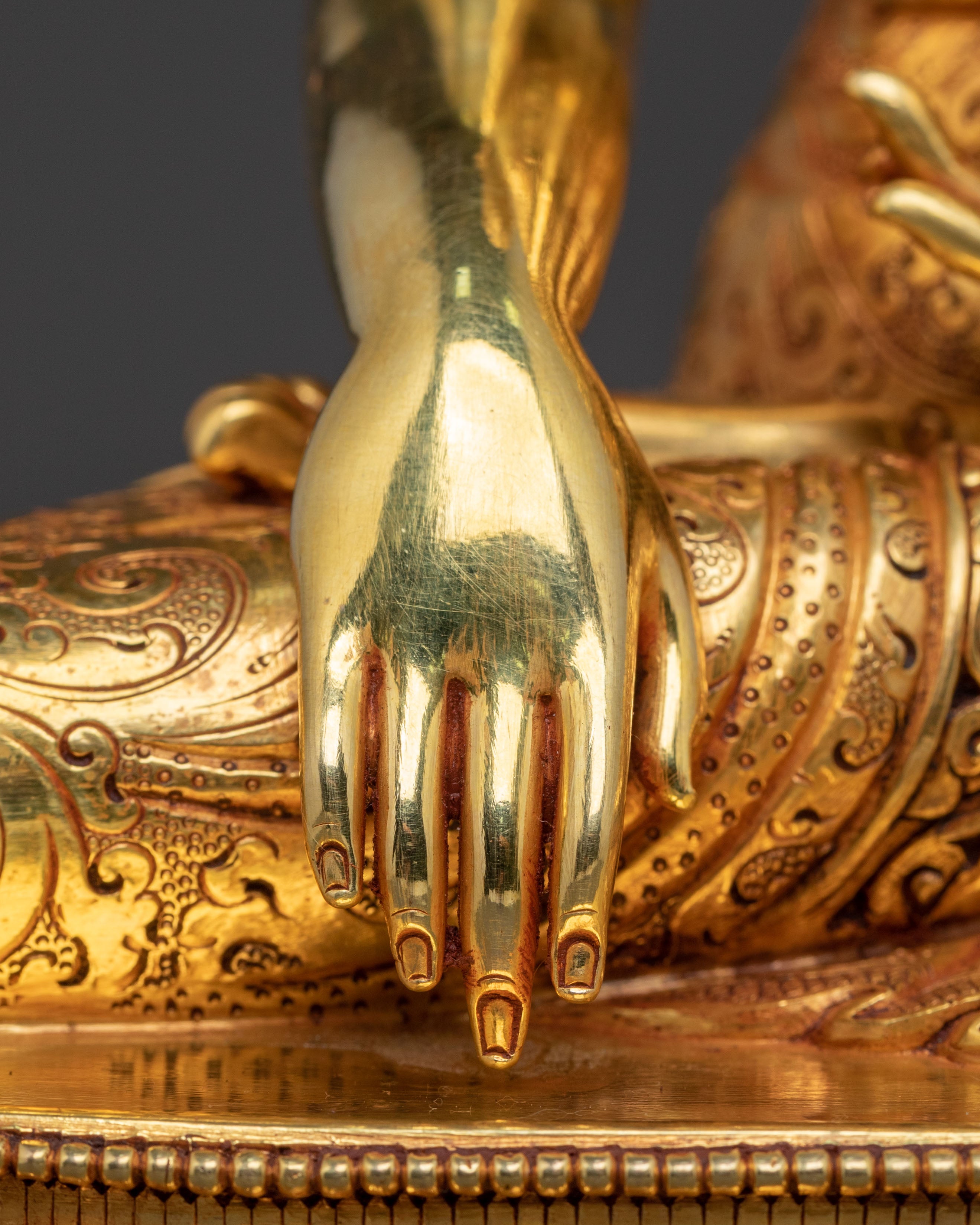 Shakyamuni Buddha Spiritual Golden Figurine