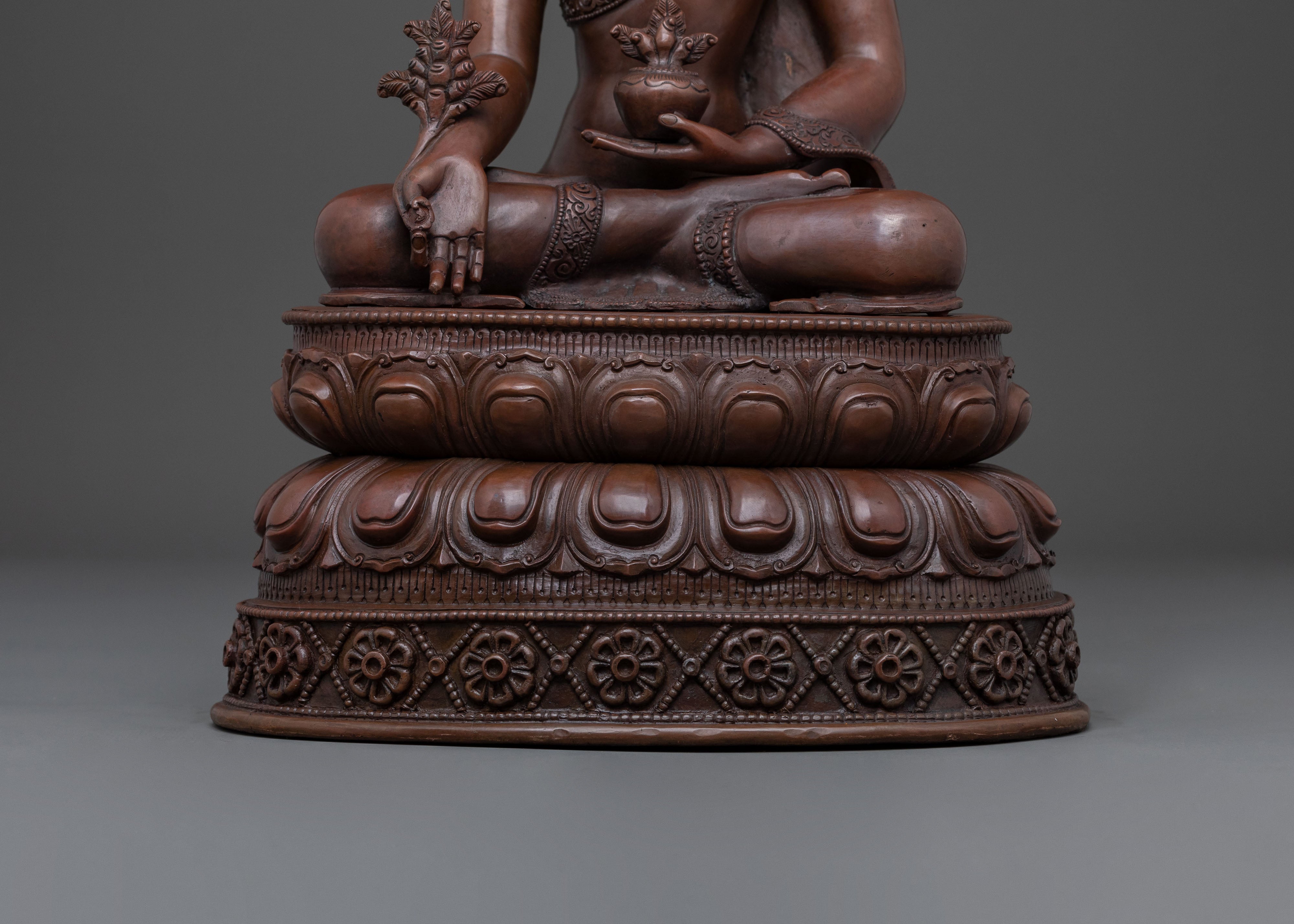 Statue of Bhaisajyaguru: Healing Buddha