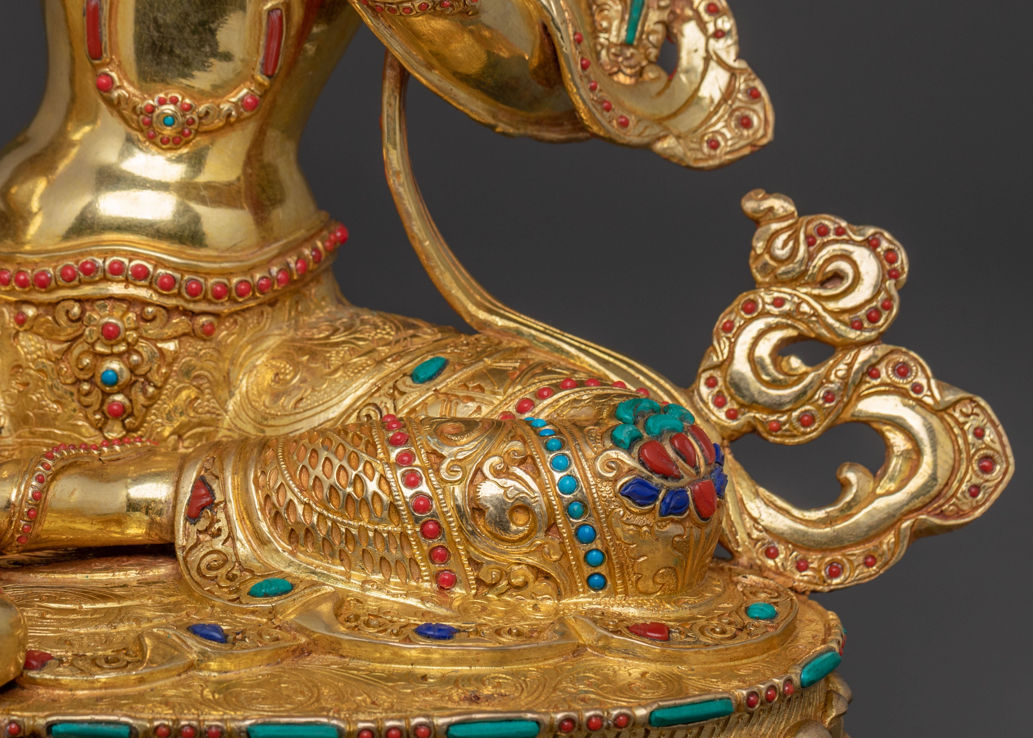 Sacred Green Tara Blessing Statue | Mother Figure