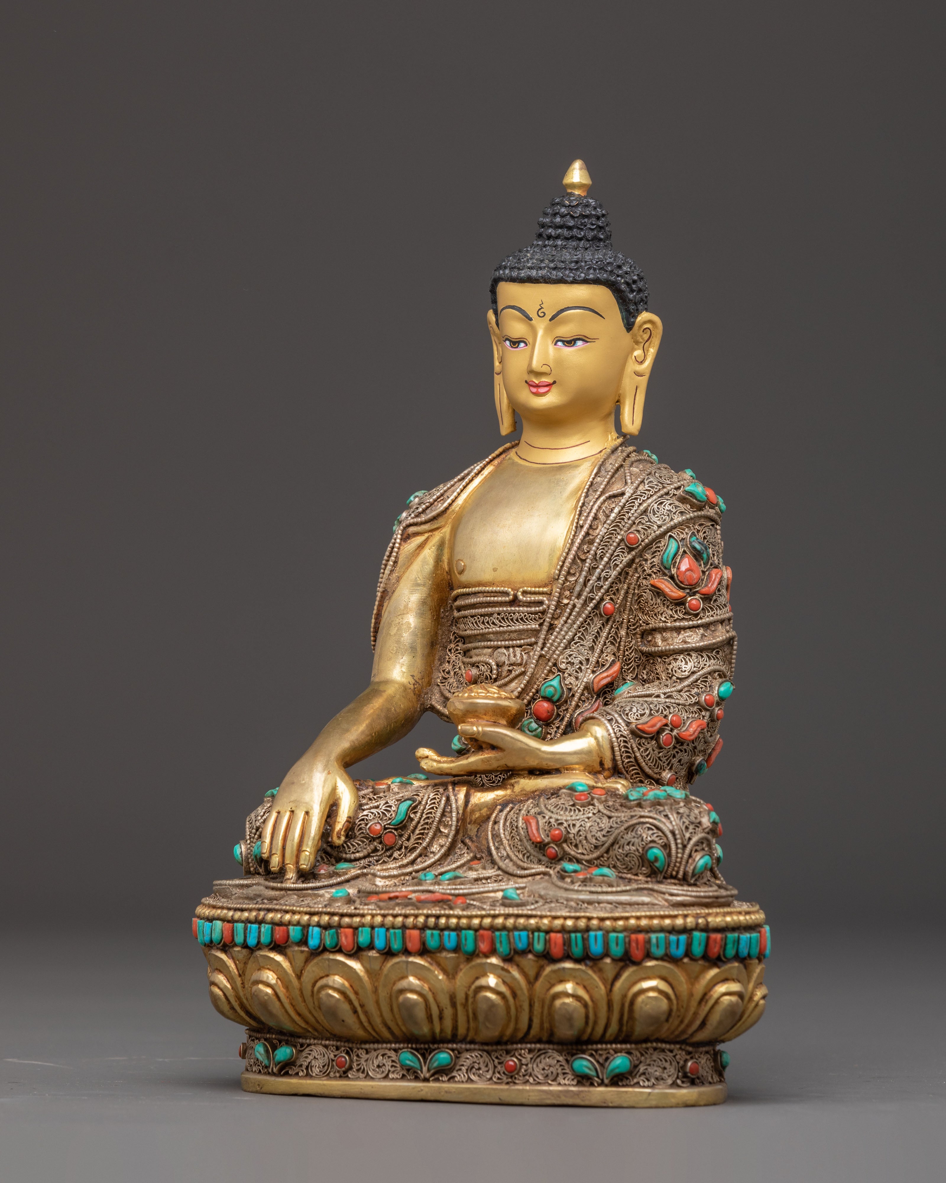 Shakyamuni Buddha Statue: The Awakened One | Historical Buddha