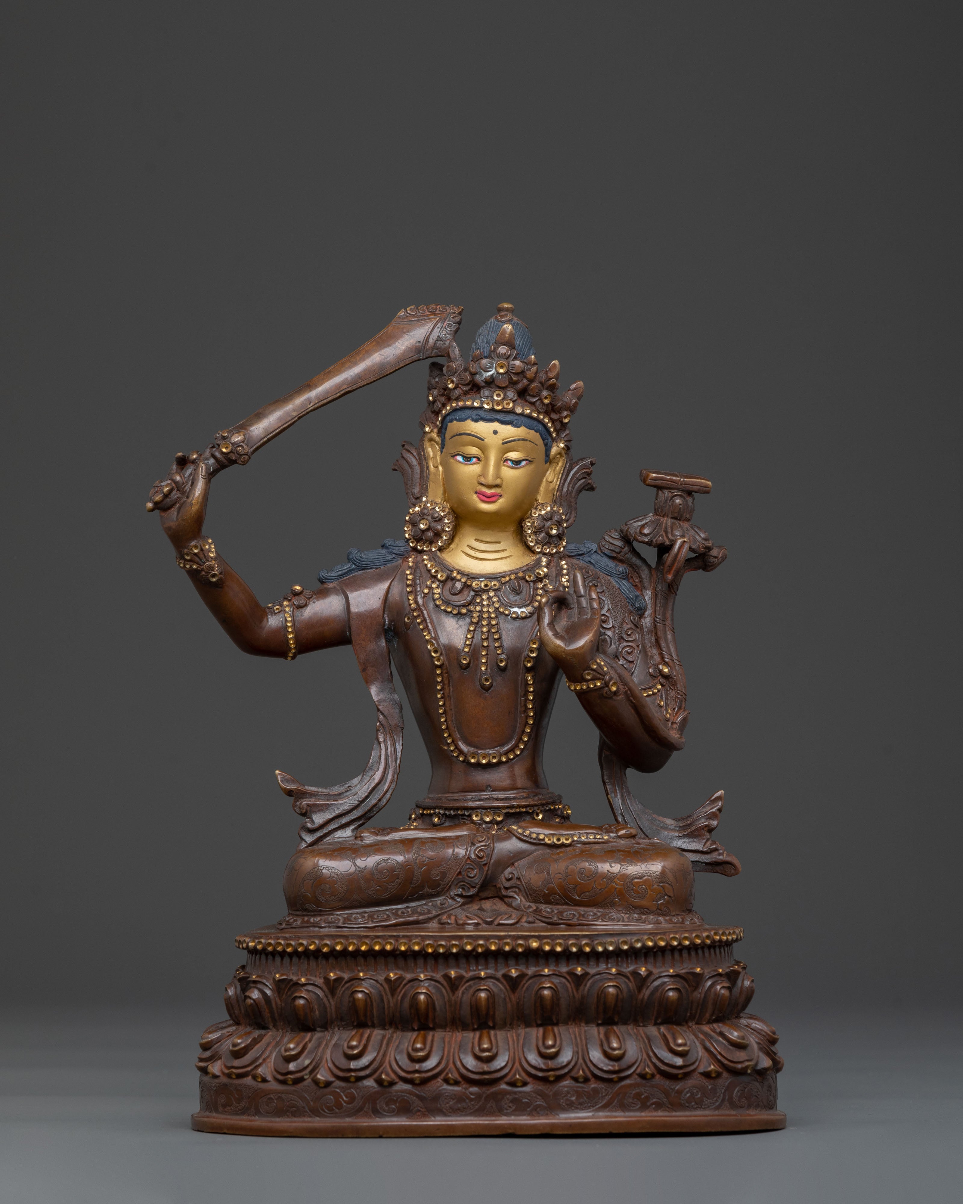 Wisdom Statue: Symbol of Knowledge & Enlightenment