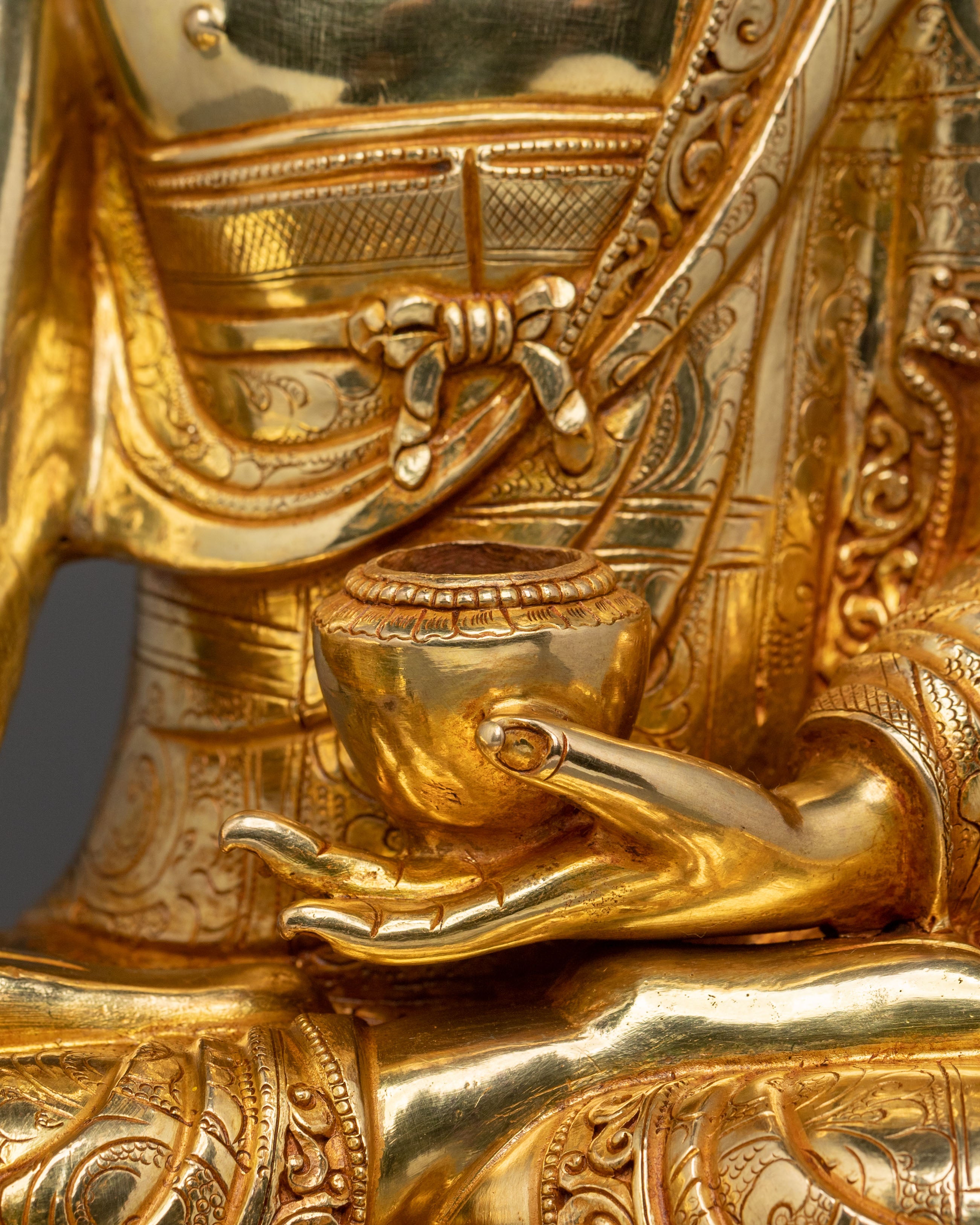Awakened Master Shakyamuni Buddha Statue | Symbol of Perfect Enlightenment