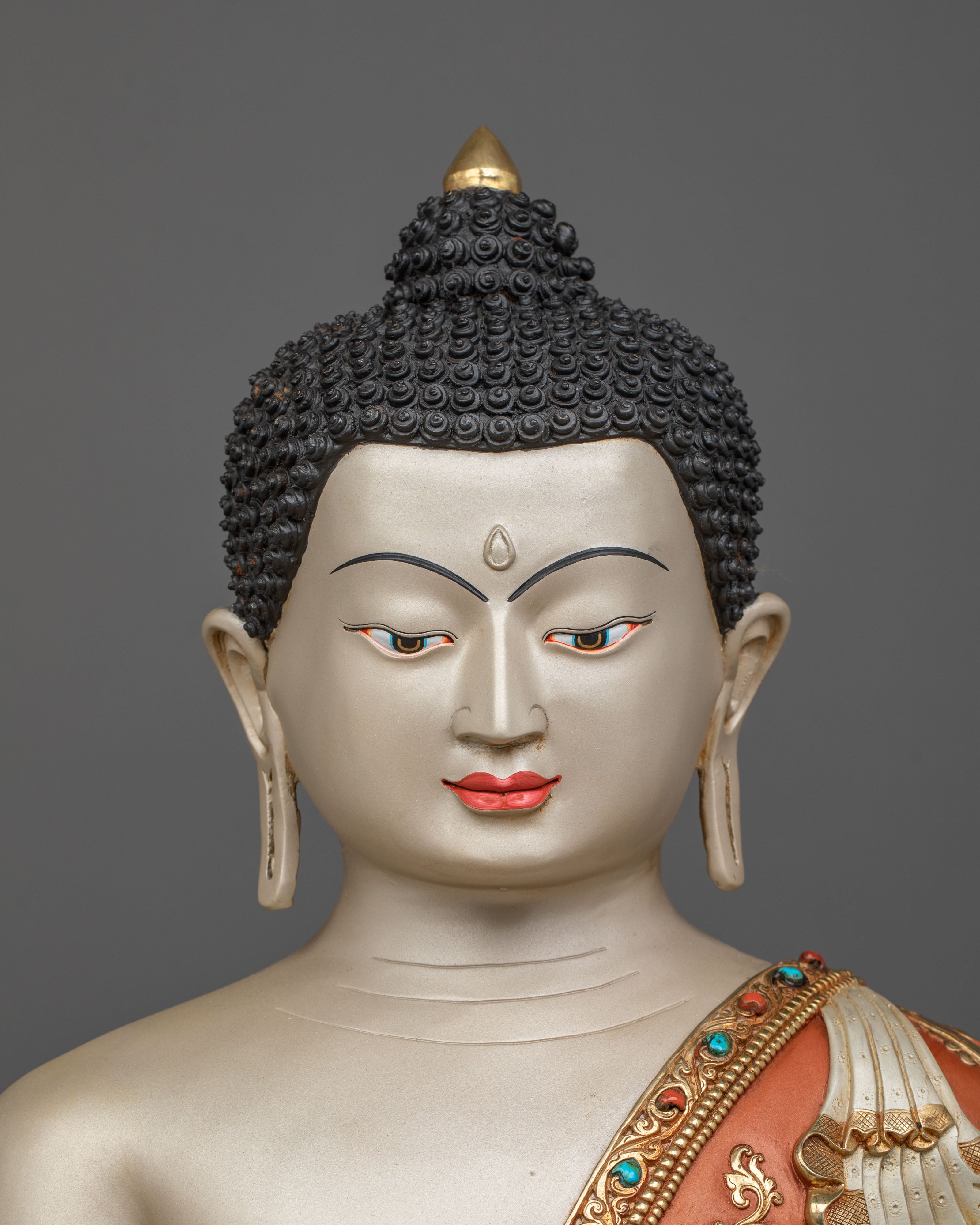 Shakyamuni Buddha Statue: Founder of Dharma