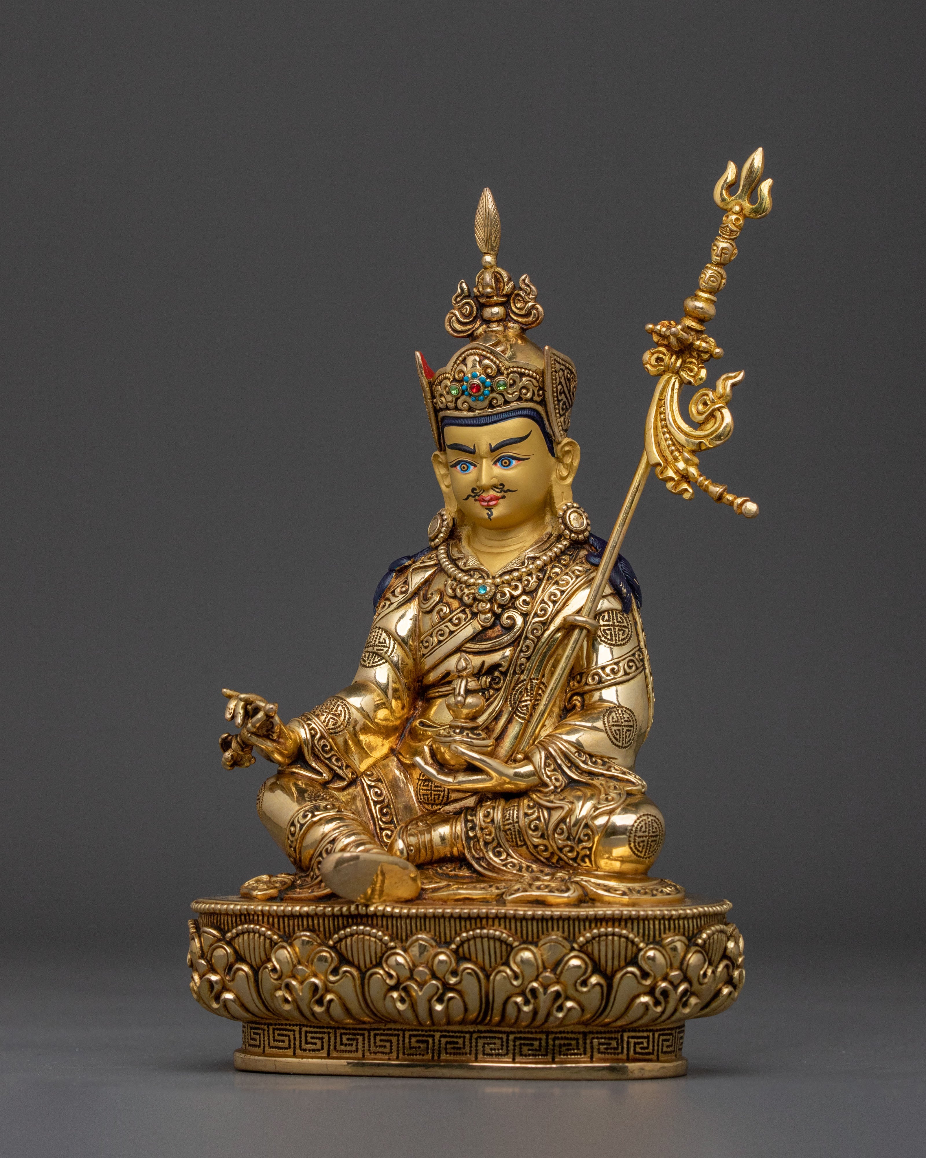 Buddhist Teacher Guru Rinpoche Statue | Founder of Tibetan Buddhism