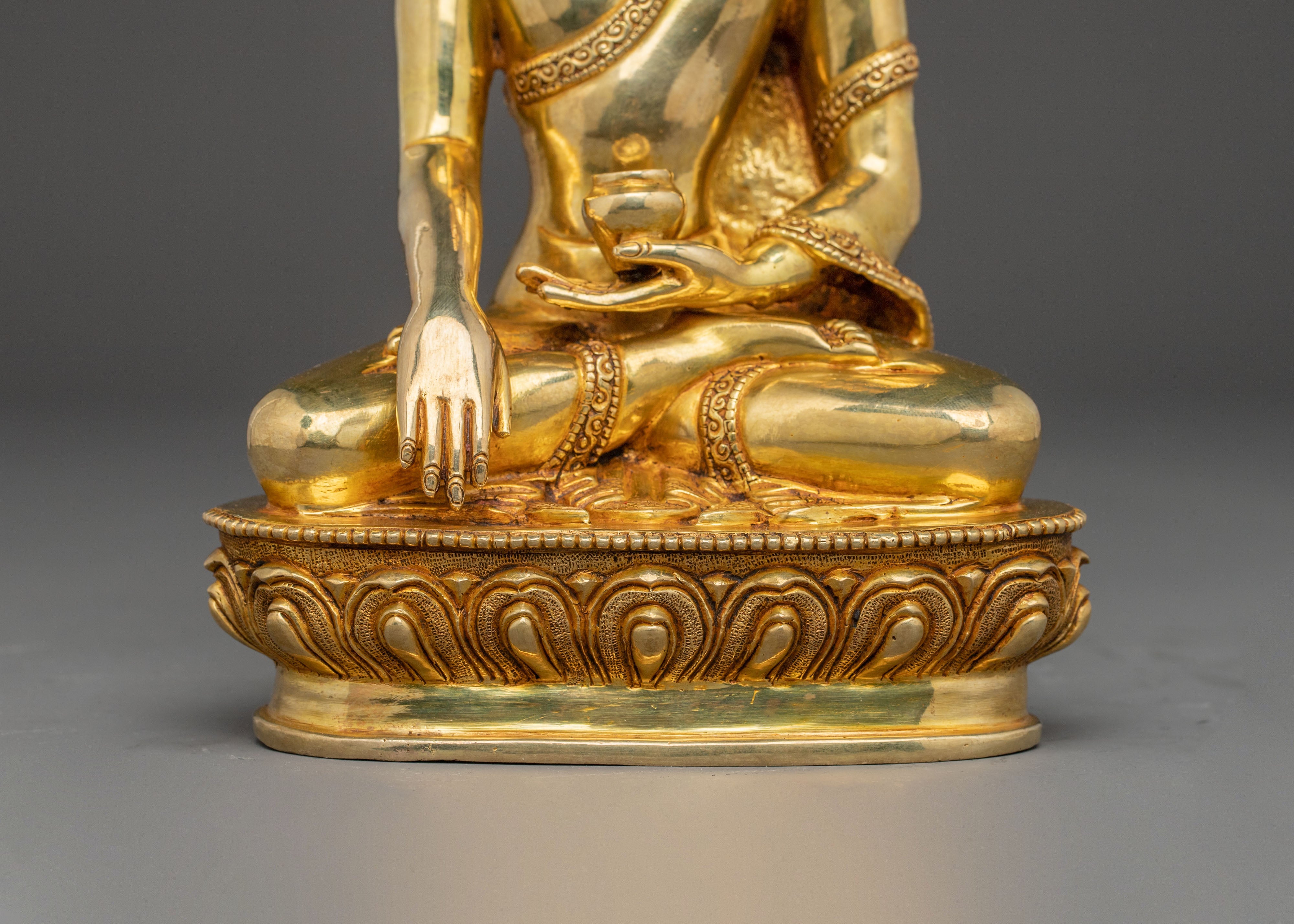 Shakyamuni Buddha Golden Statue | Gautama Buddha Artwork