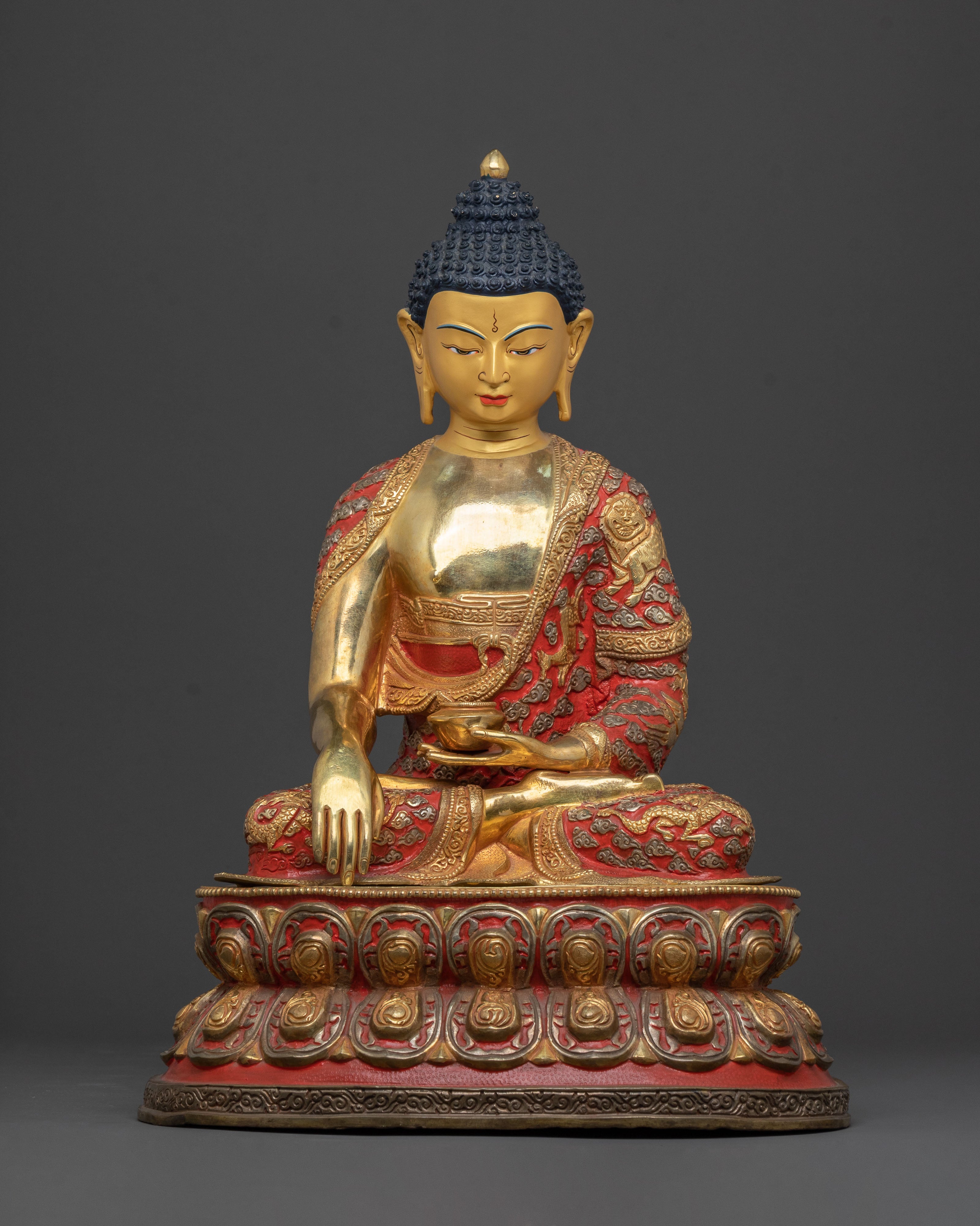Shakyamuni Buddha Statue