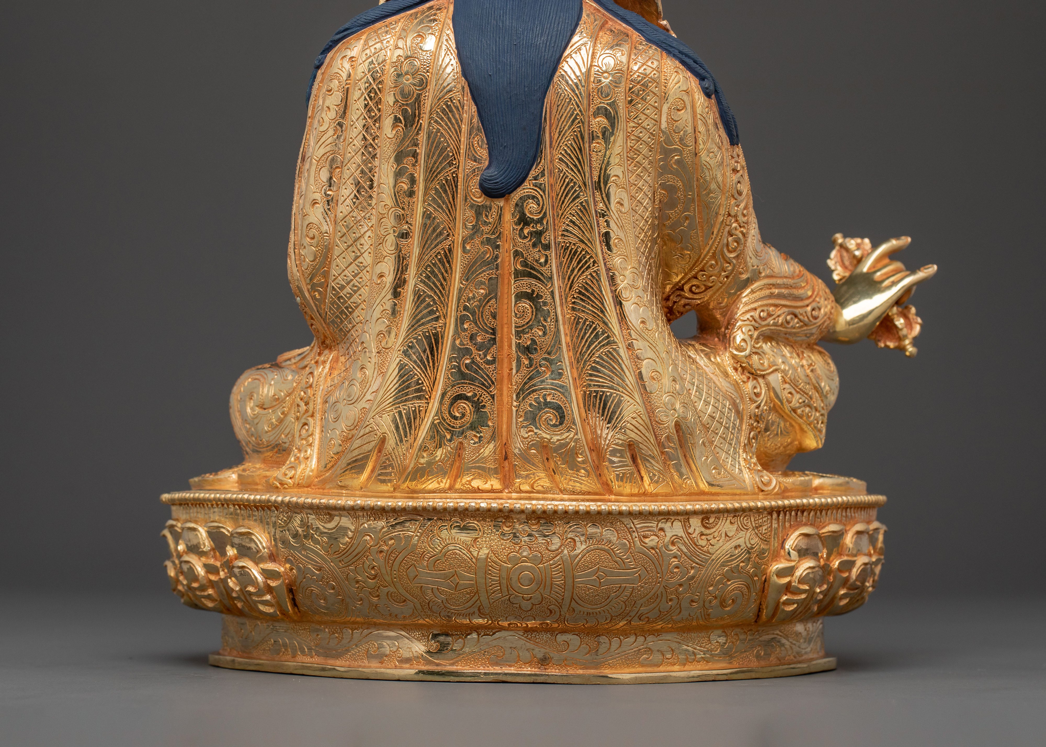 Guru Rinpoche Spiritual Statue for Meditation Decor
