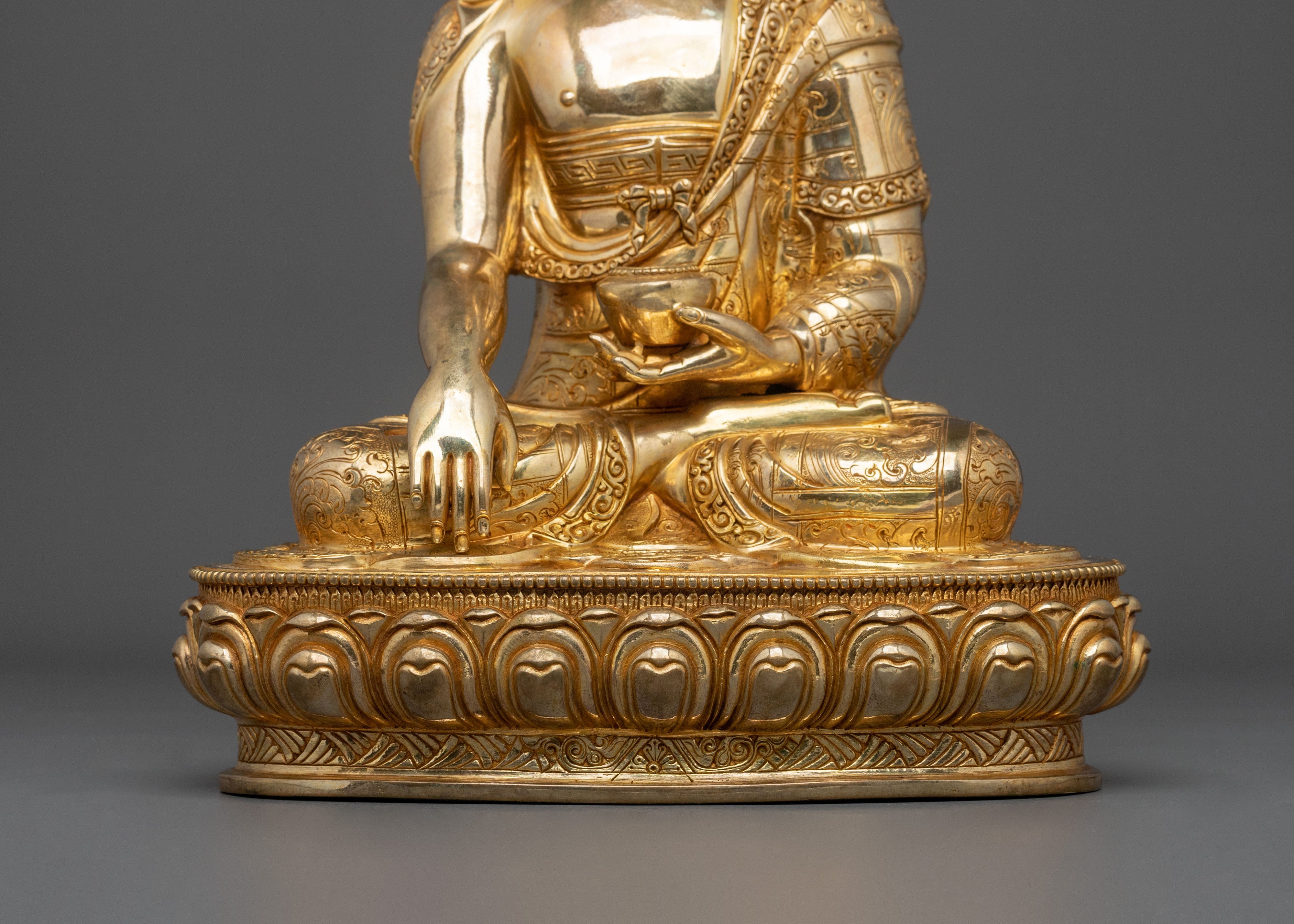 Shakyamuni Buddha Statue | Enlightened One
