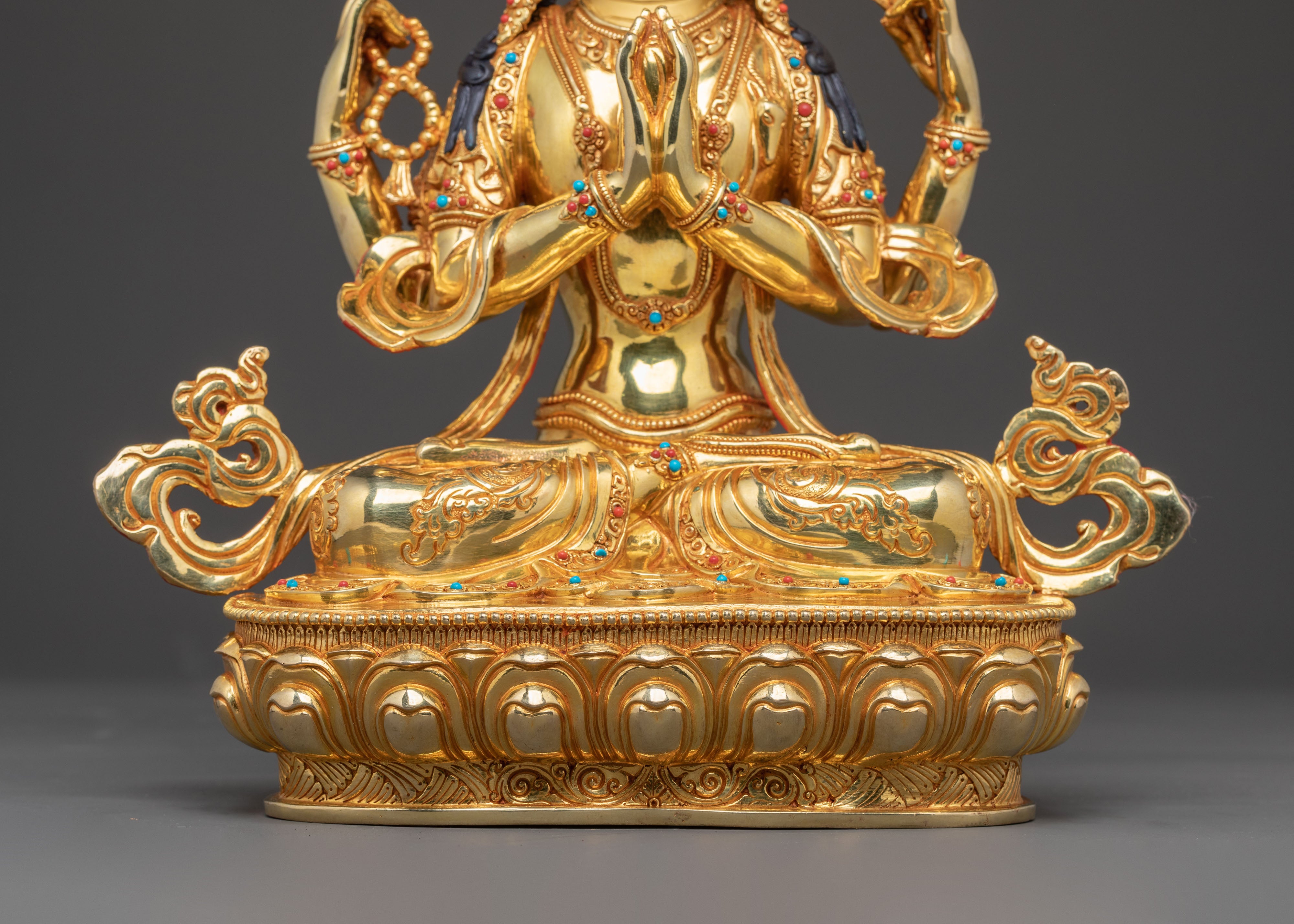 Chenrezig Sacred Statue: Compassionate Radiance