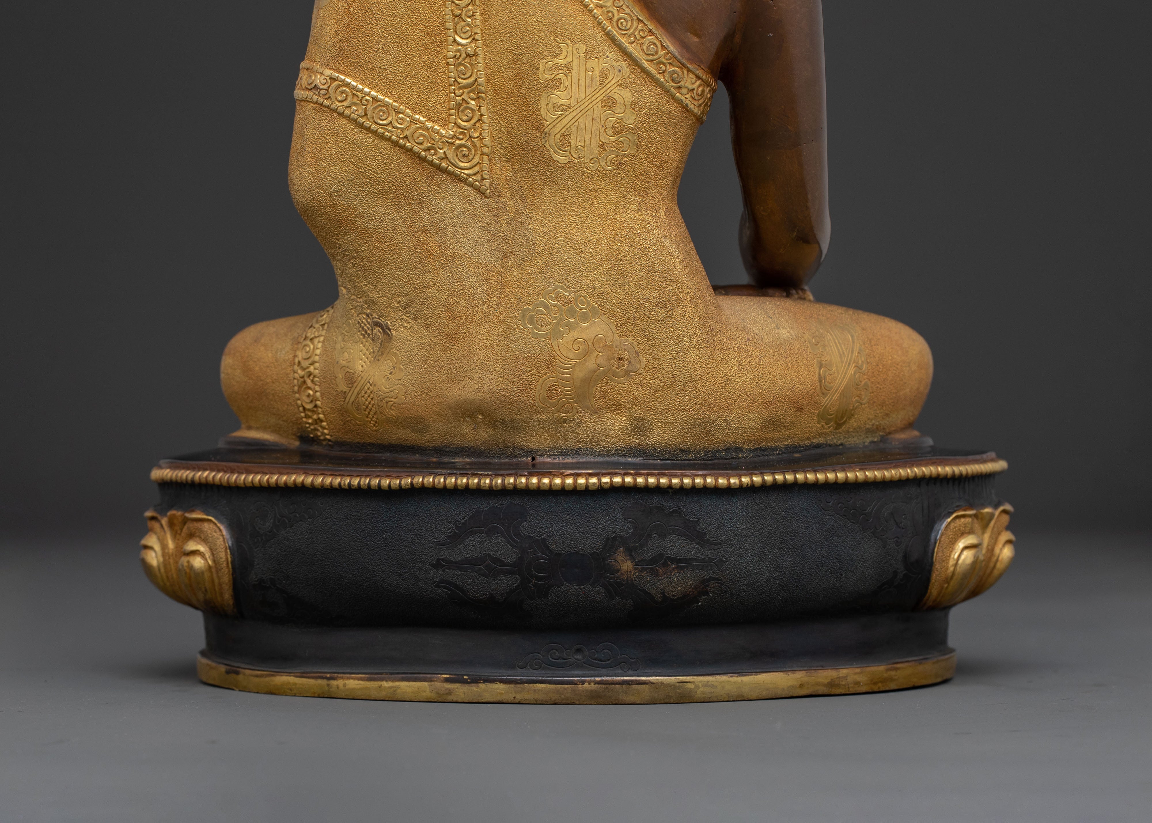 Shakyamuni Buddha Statue: Buddhist Alter Decor