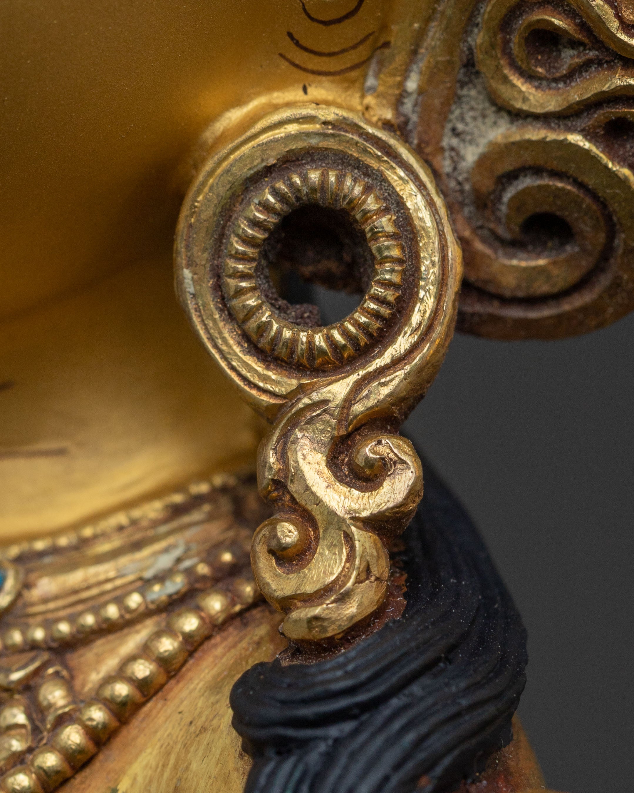 Maching Labdron Statue | 24K Gold Gilded