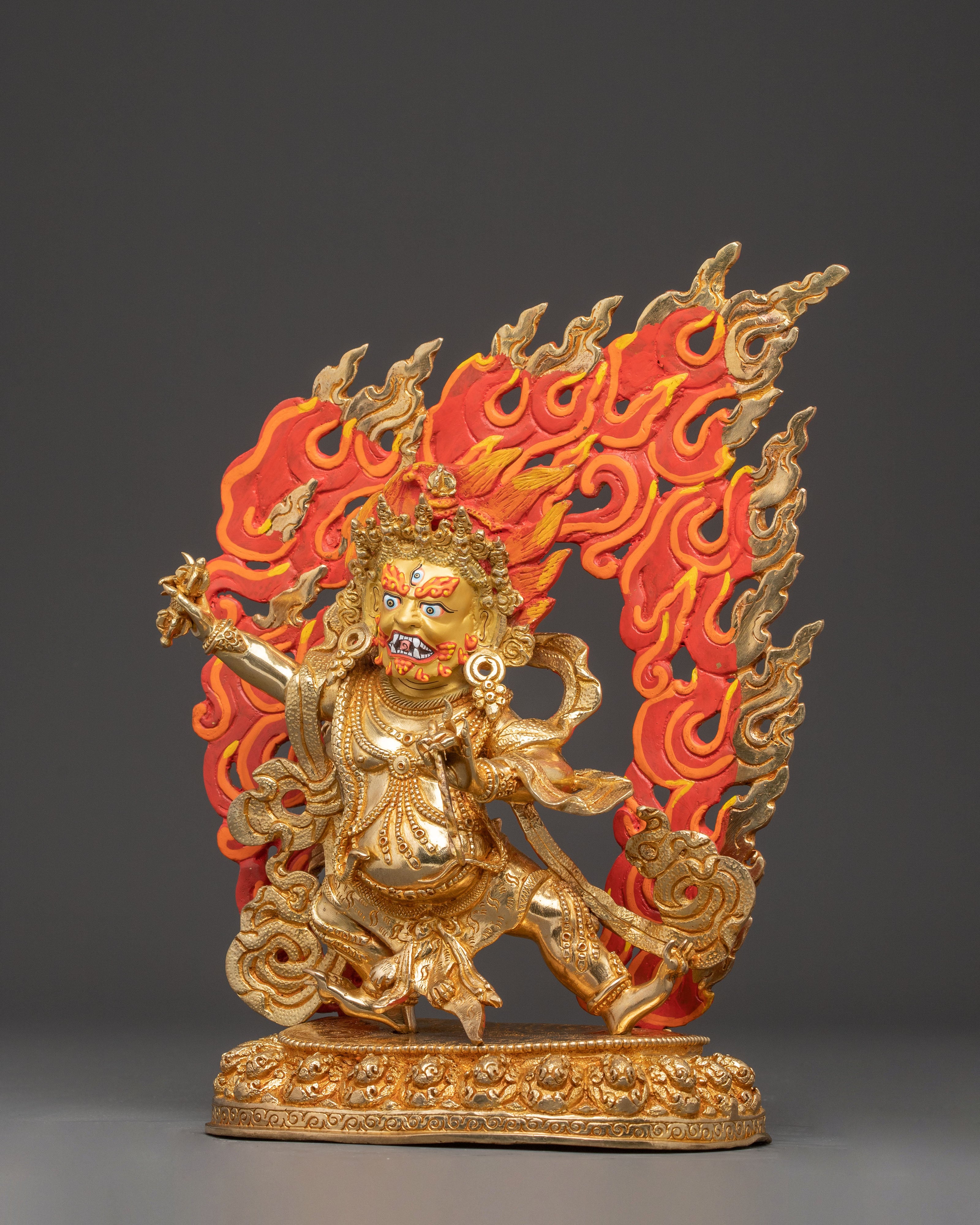 Handcrafted Vajrapani Statue: Protector of All Buddhas