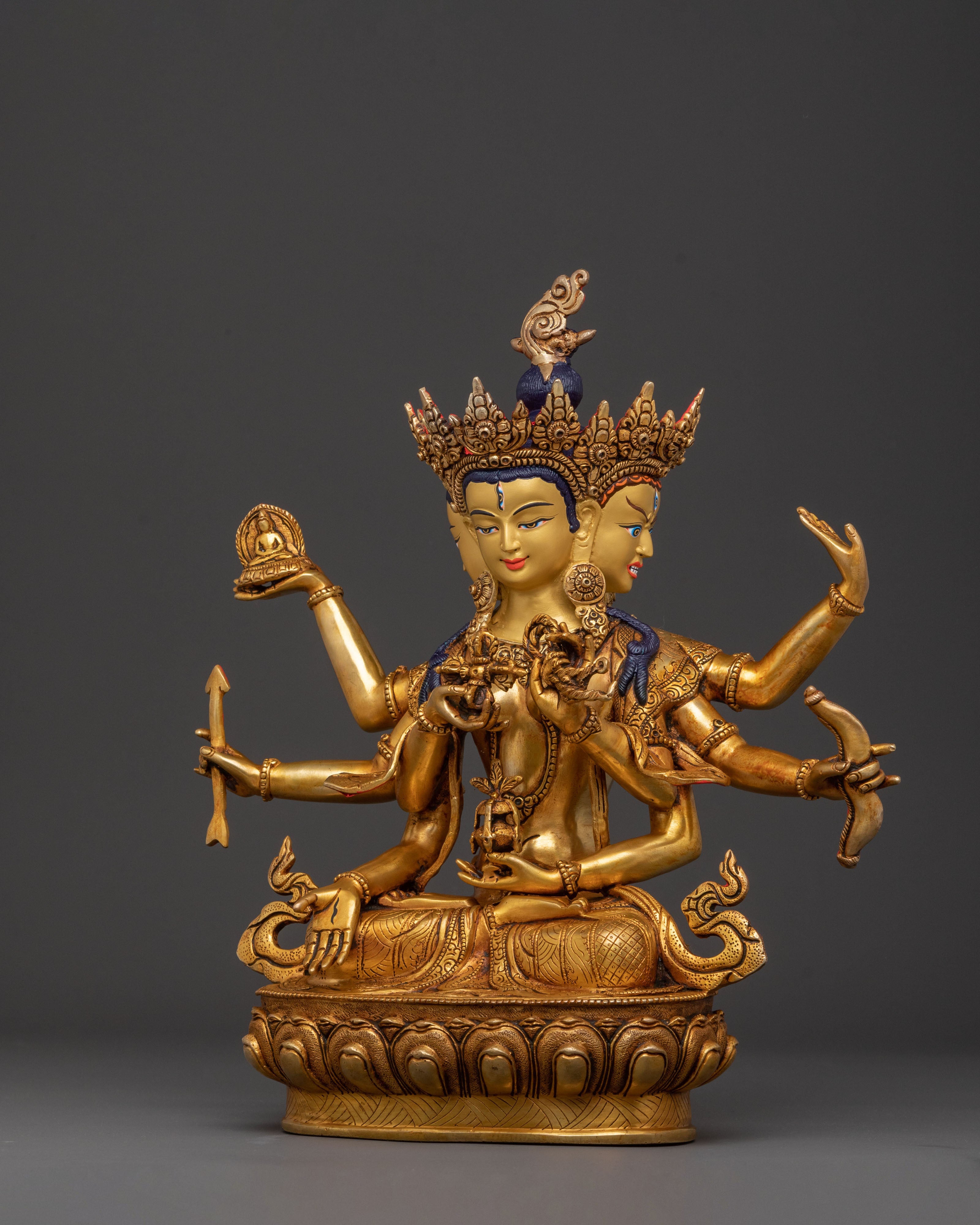 Dakini Namgyalma Golden Statue – Auspicious Gilded Sculpture
