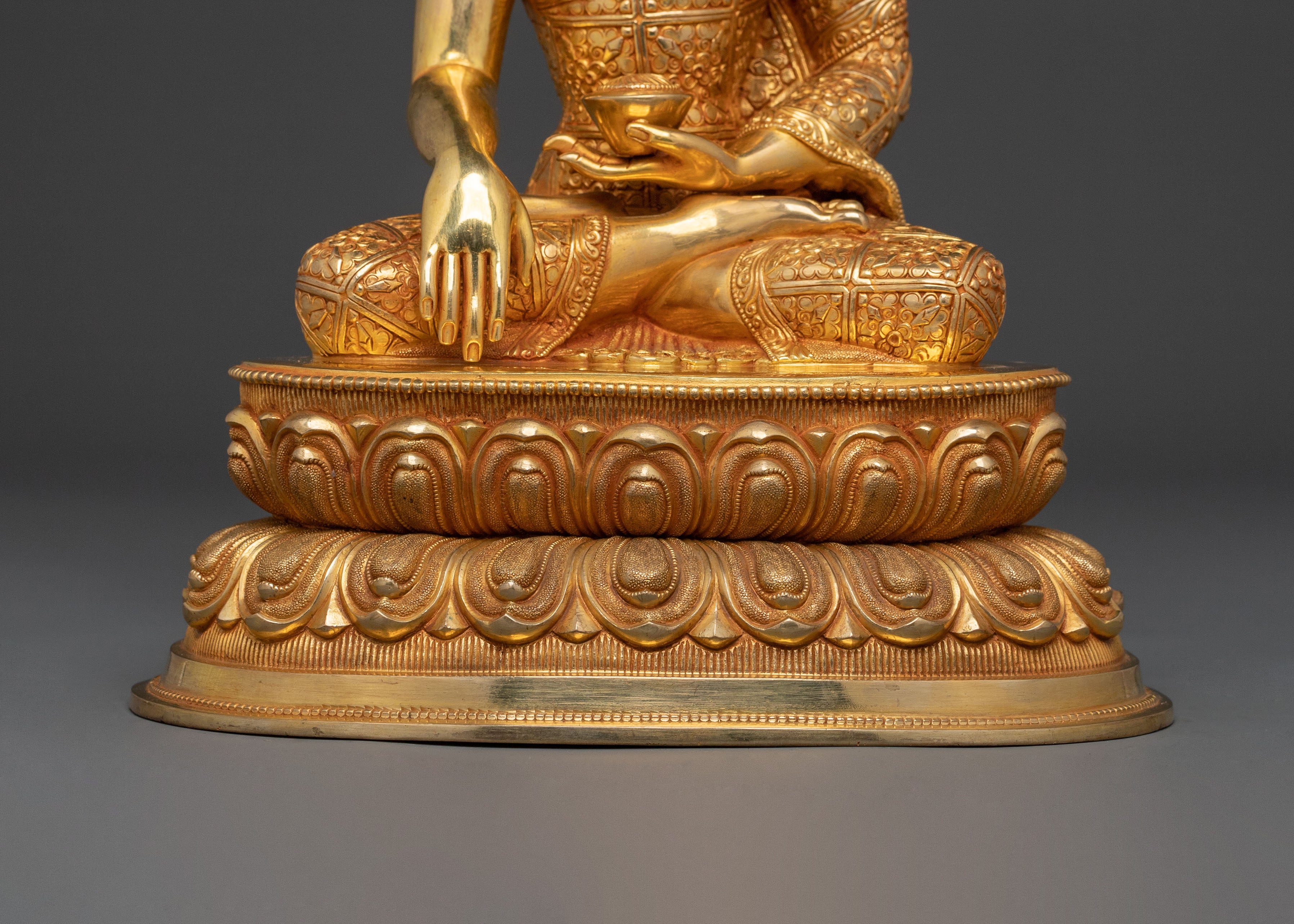 Shakyamuni Buddha Handcrafted Serenity Statue