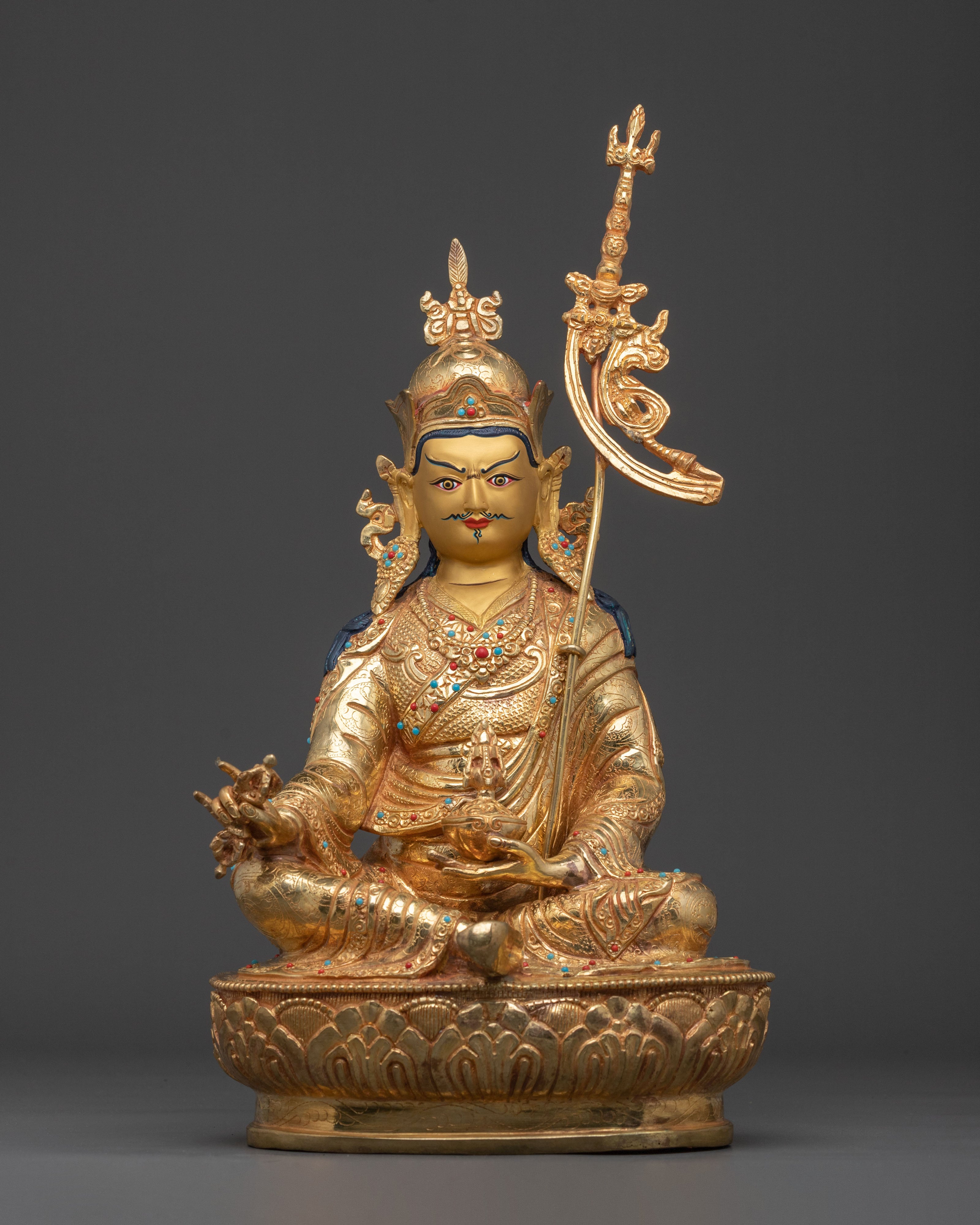 Guru Rinpoche Statue