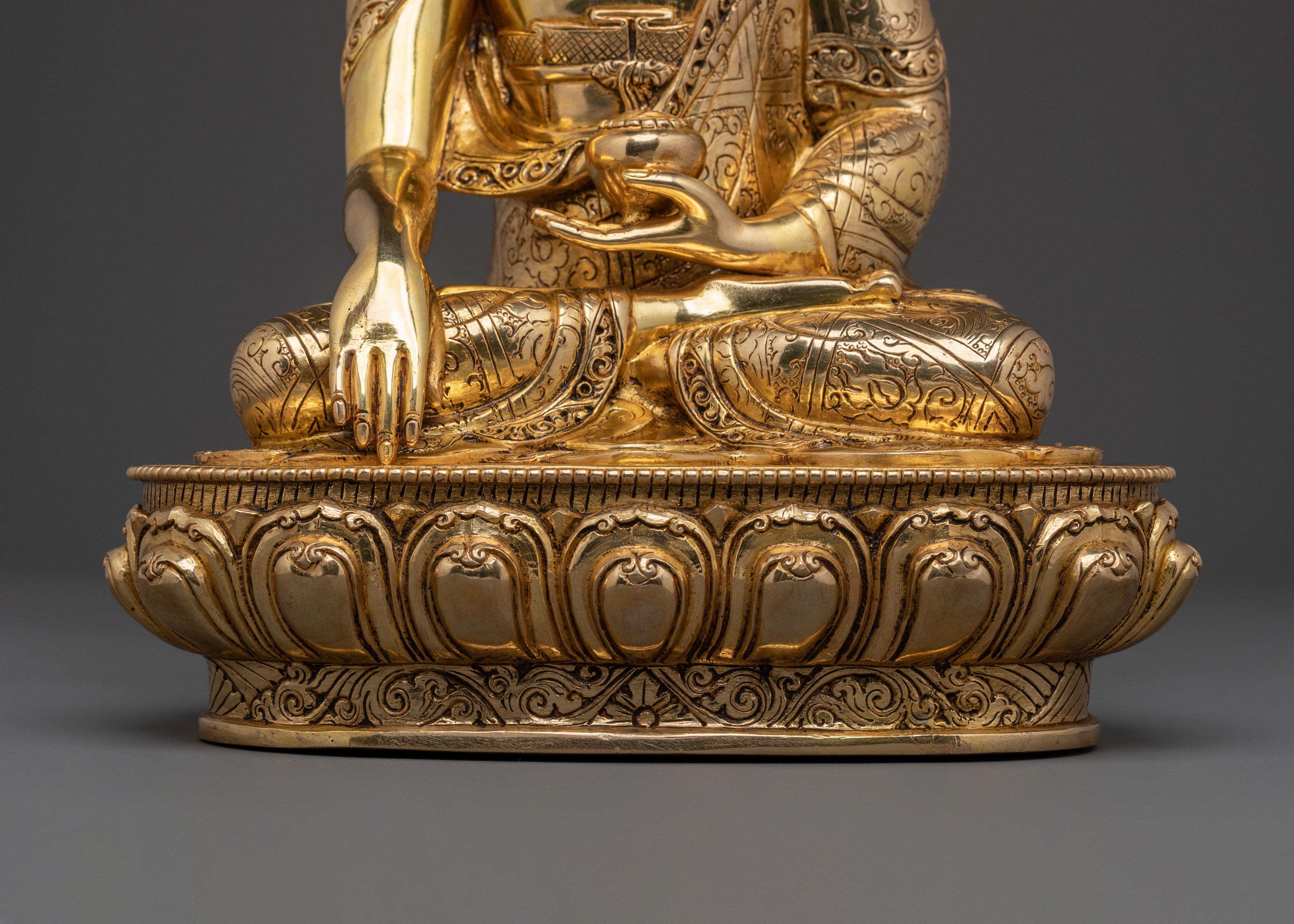 Handmade Shakyamuni Buddha Statue | Enlightened One