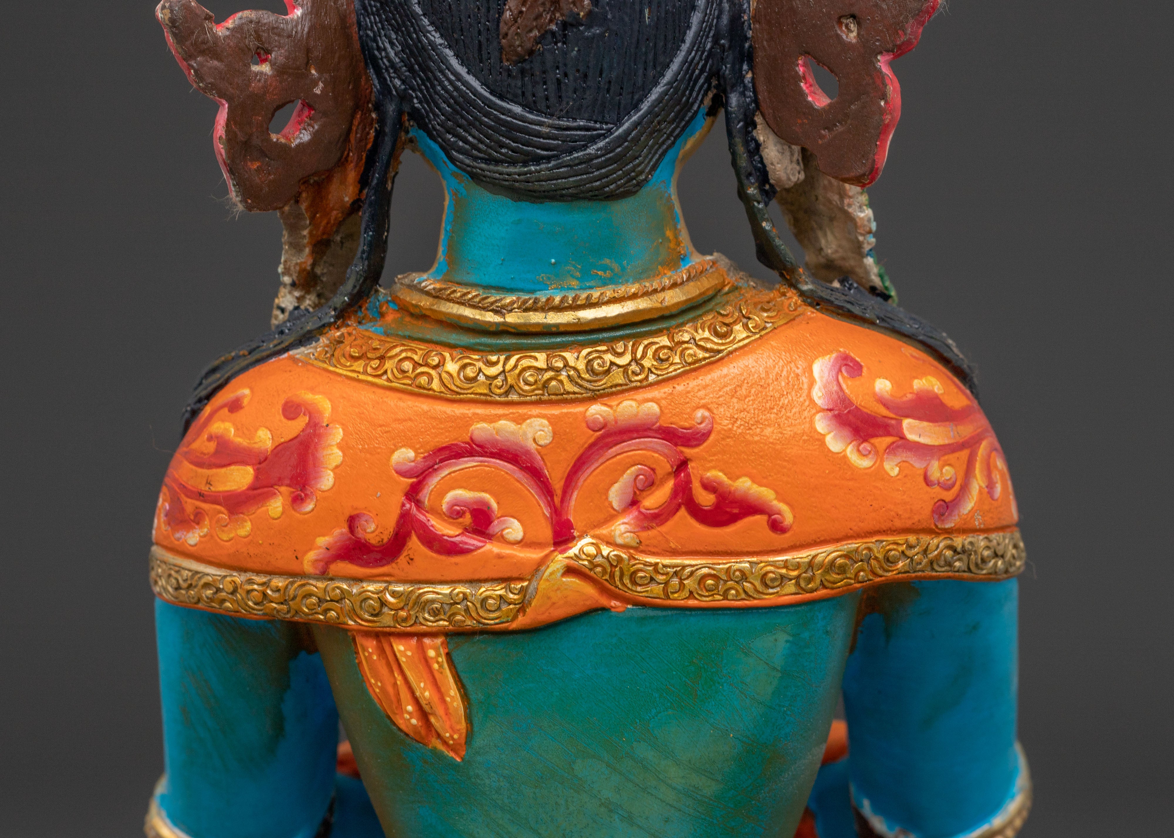 Vajradhara Spiritual Statue: Hand-Gilded Reverence