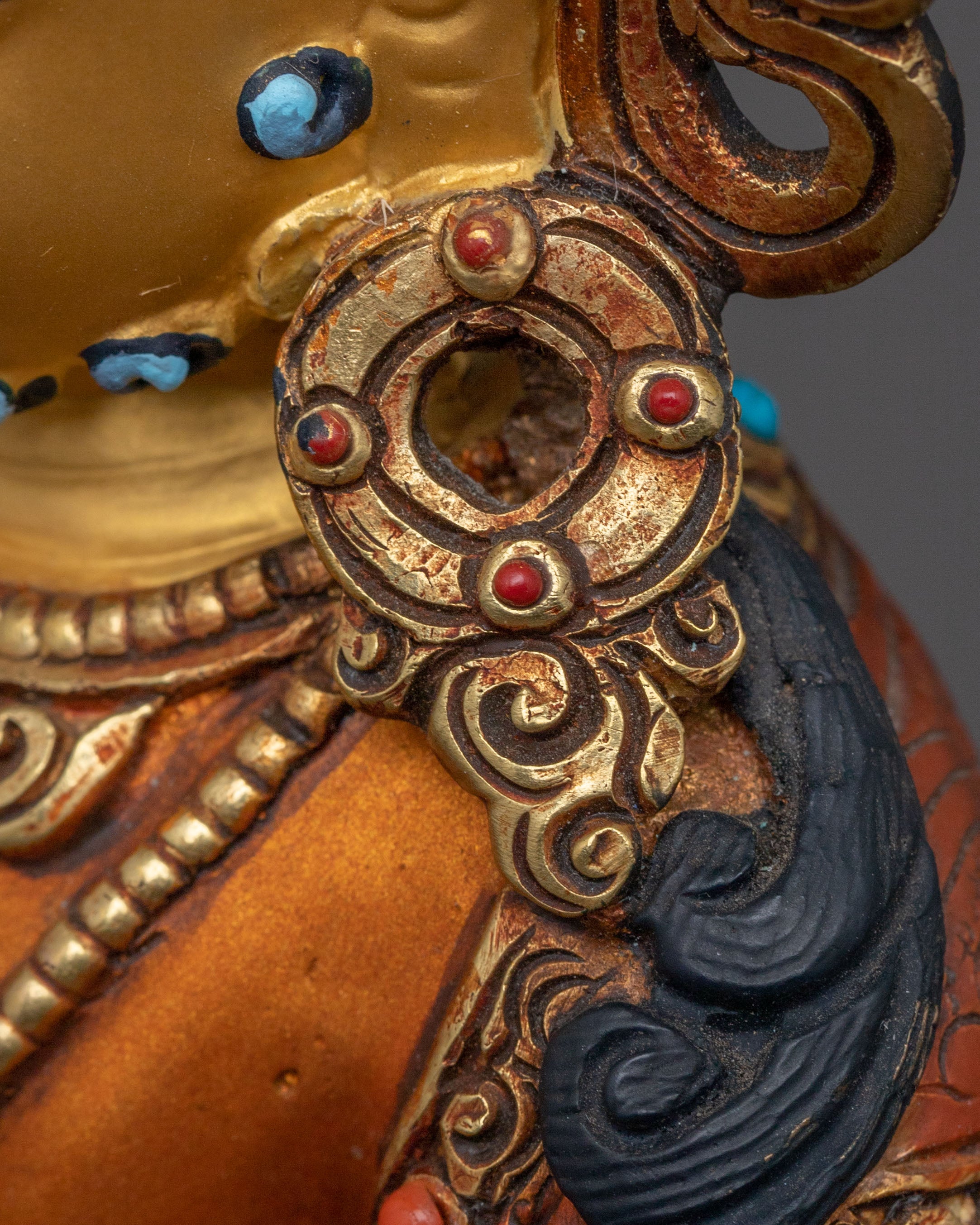 24K Gold Gilded Copper Dzambhala Statue – Exquisite Artisanal Masterpiece