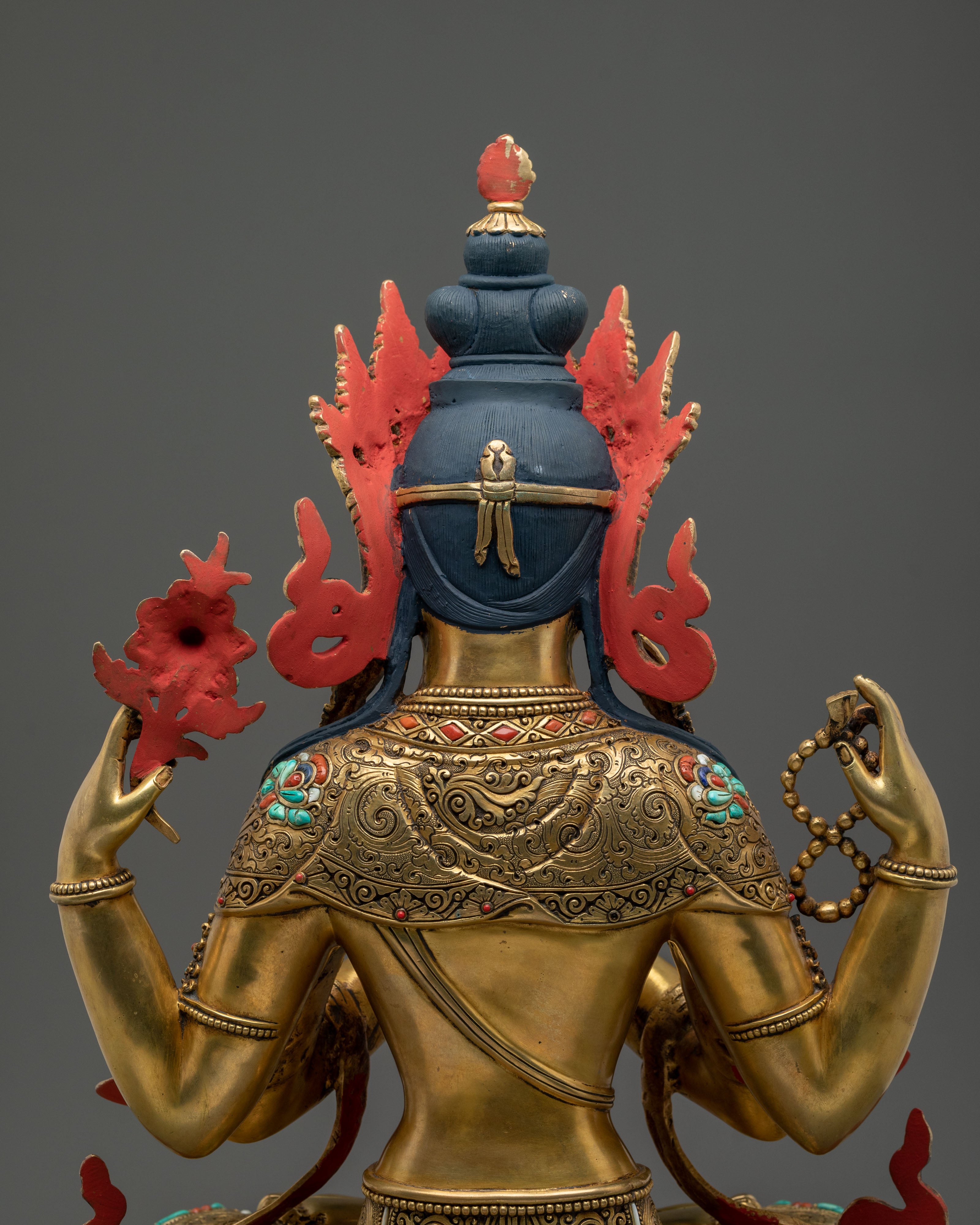 henrezig Statue with 24K Gold Coating
