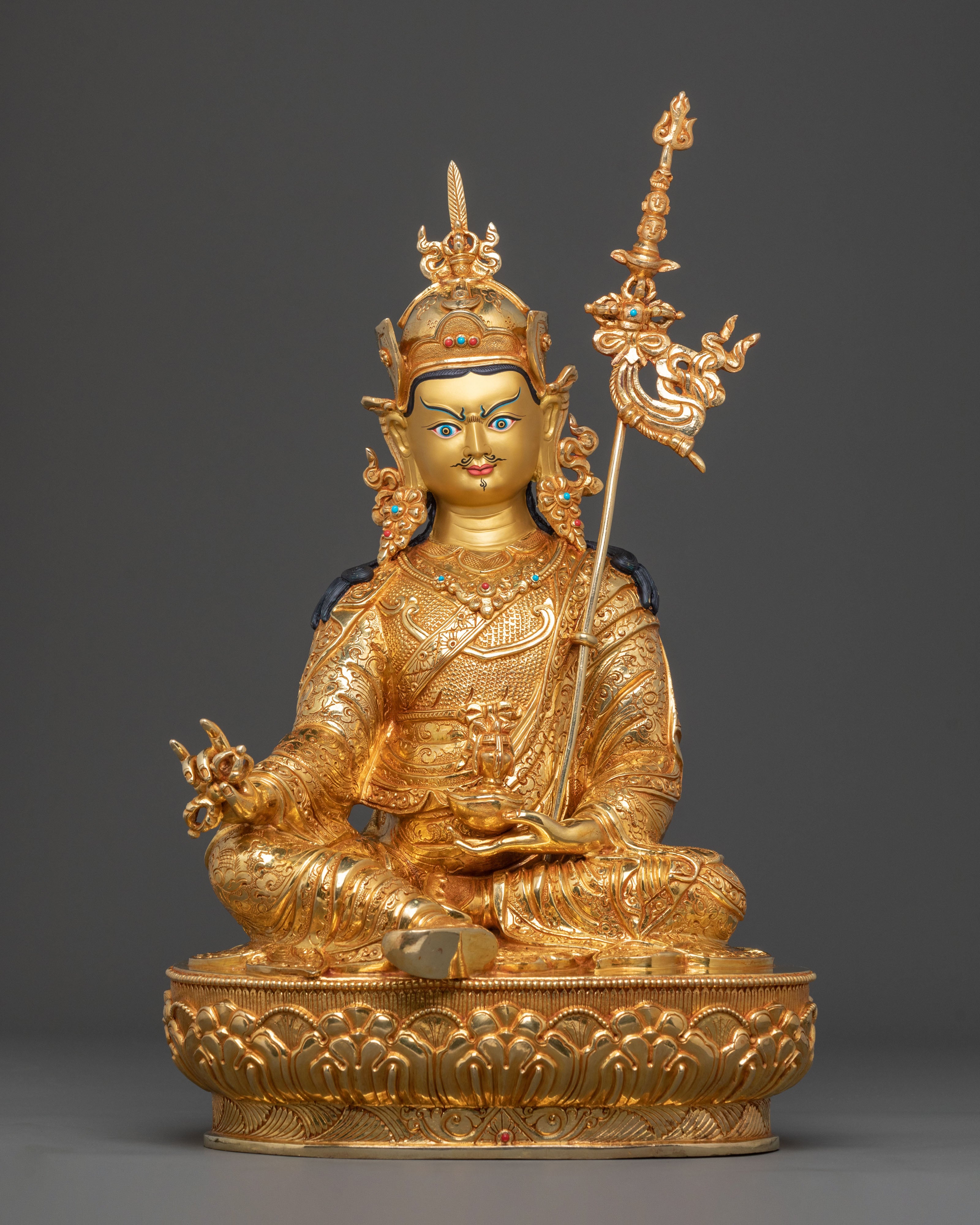 Guru Rinpoche Statue
