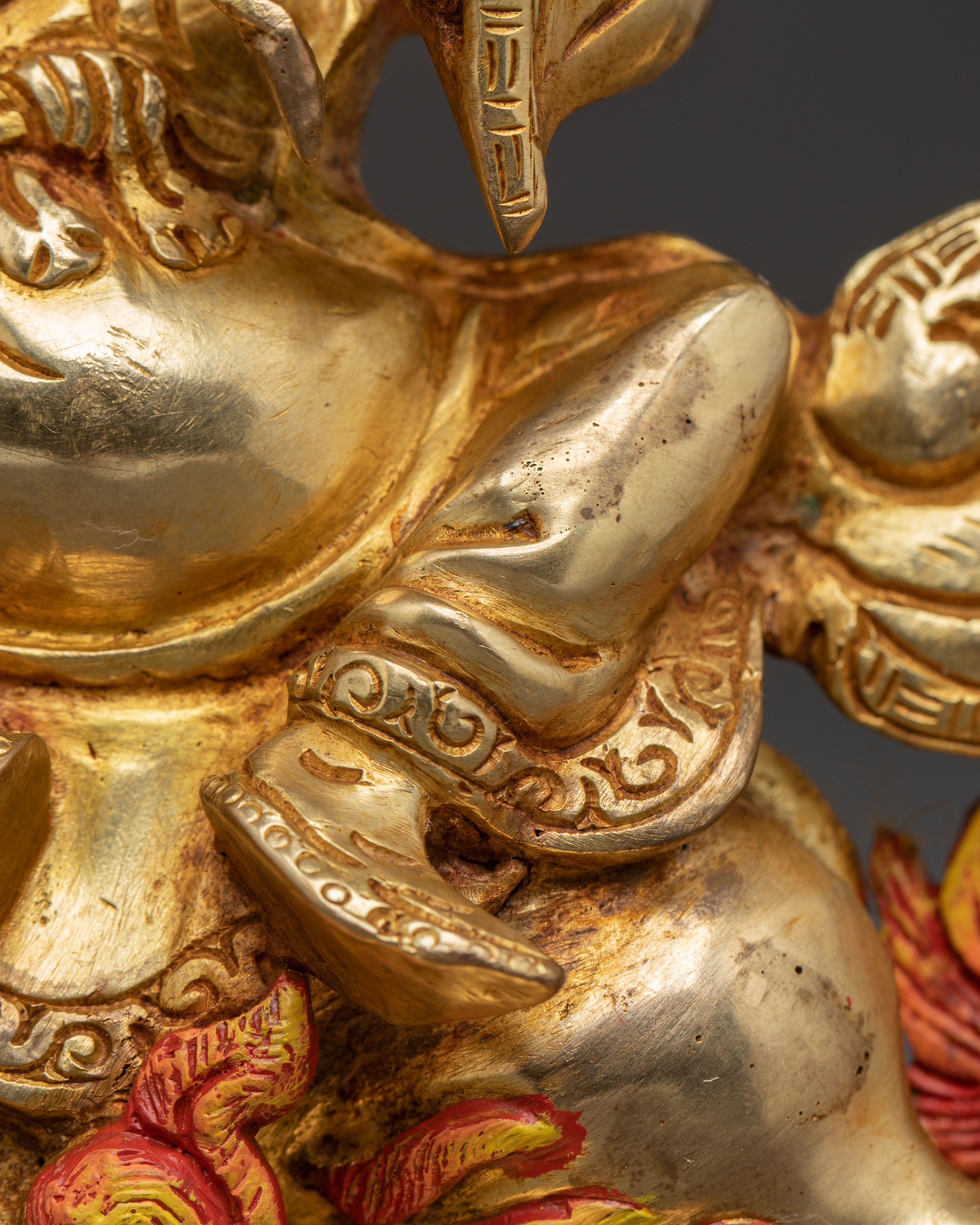 Dorje Legpa Statue: Powerful Dharma Protector