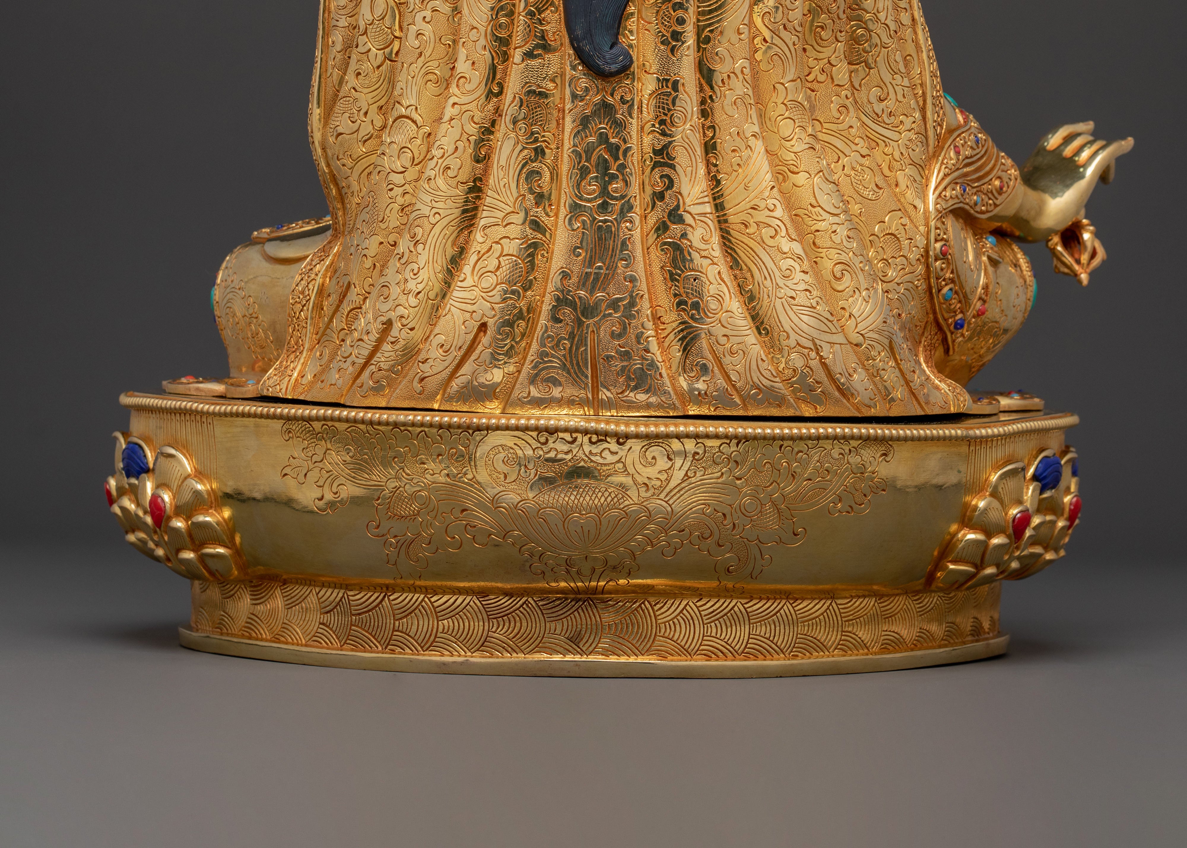 Guru Rinpoche Golden Statue | Traditional Figure