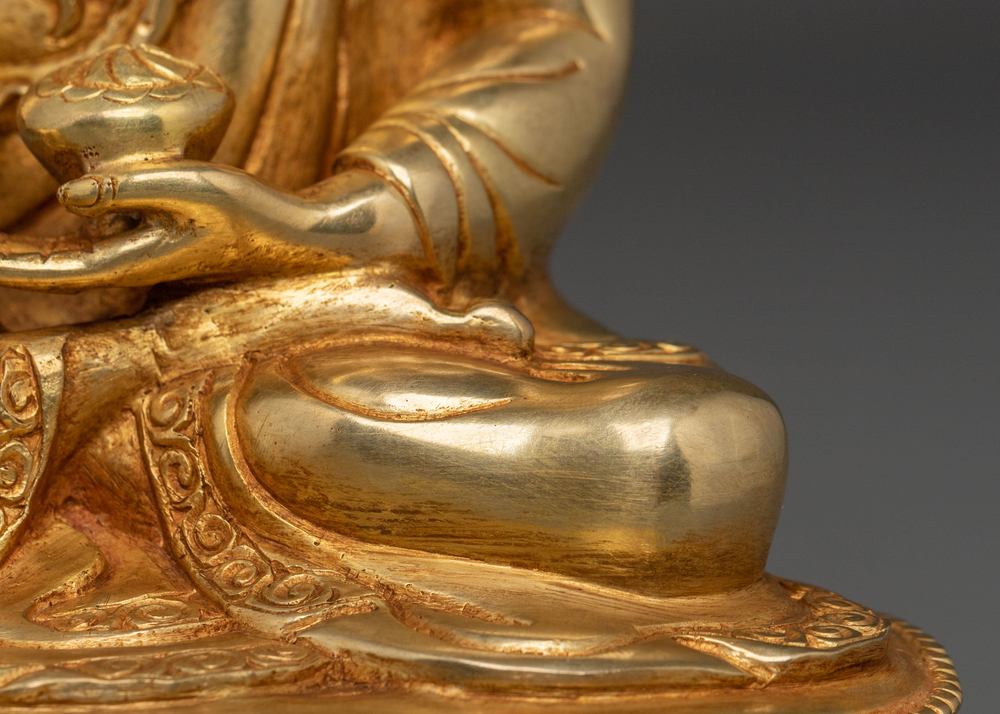 Shakyamuni Buddha Statue on Lotus Base: Enlightened One