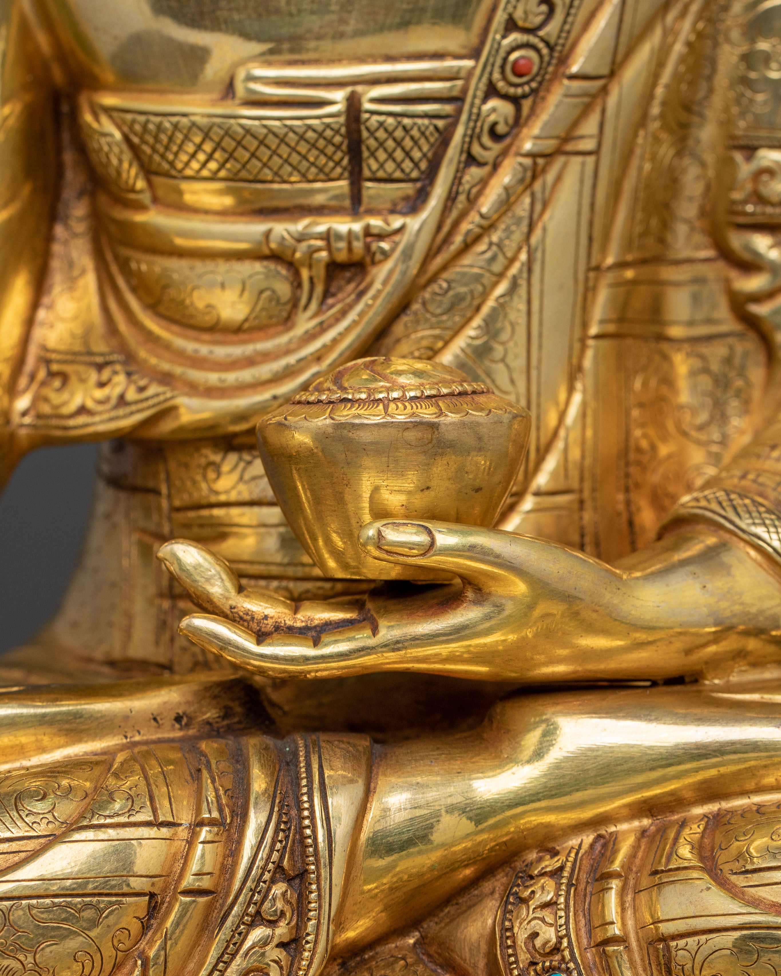Handmade Shakyamuni Buddha Himalayan Statue