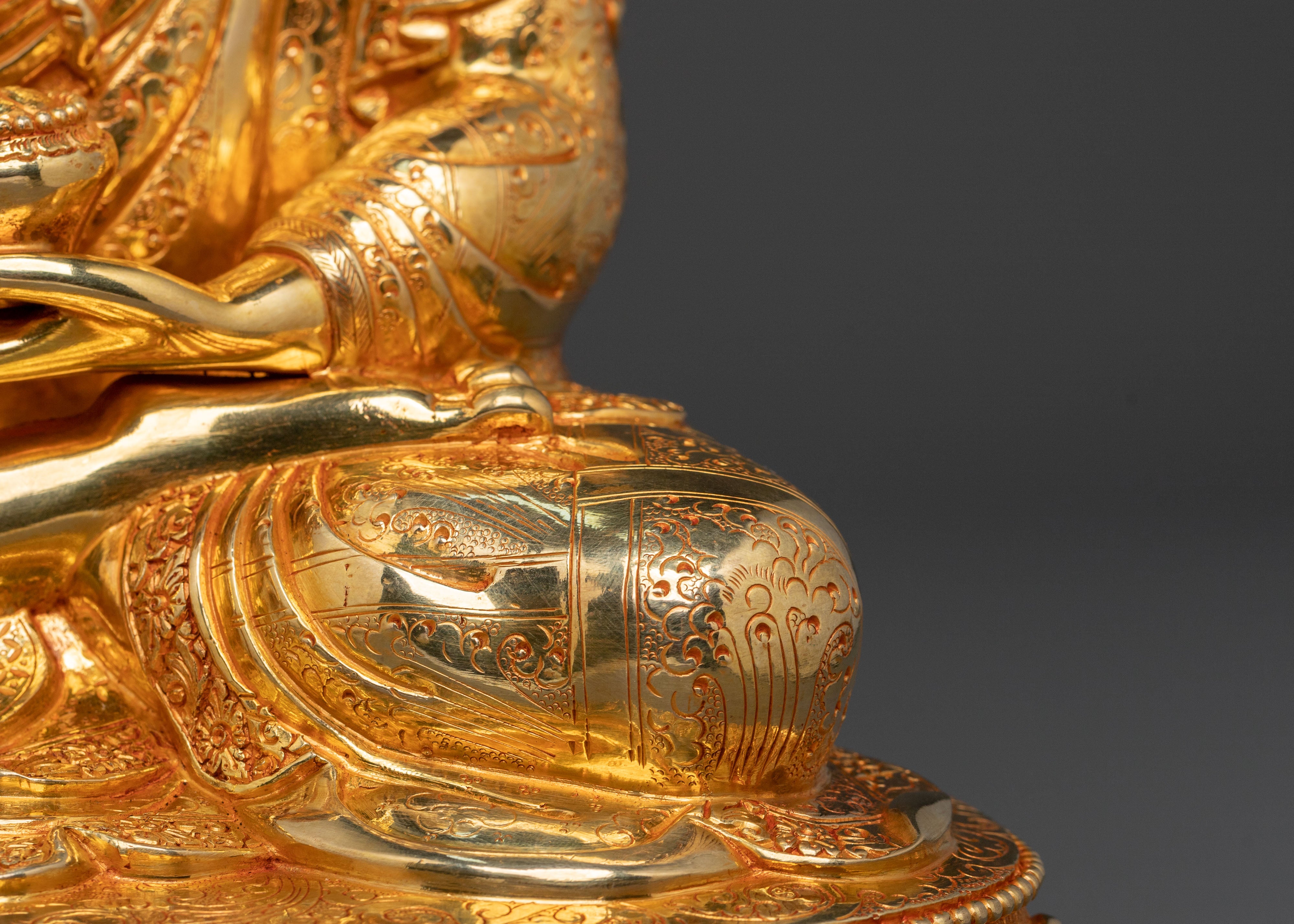 Handcrafted Shakyamuni Buddha Statue | Traditional Icon