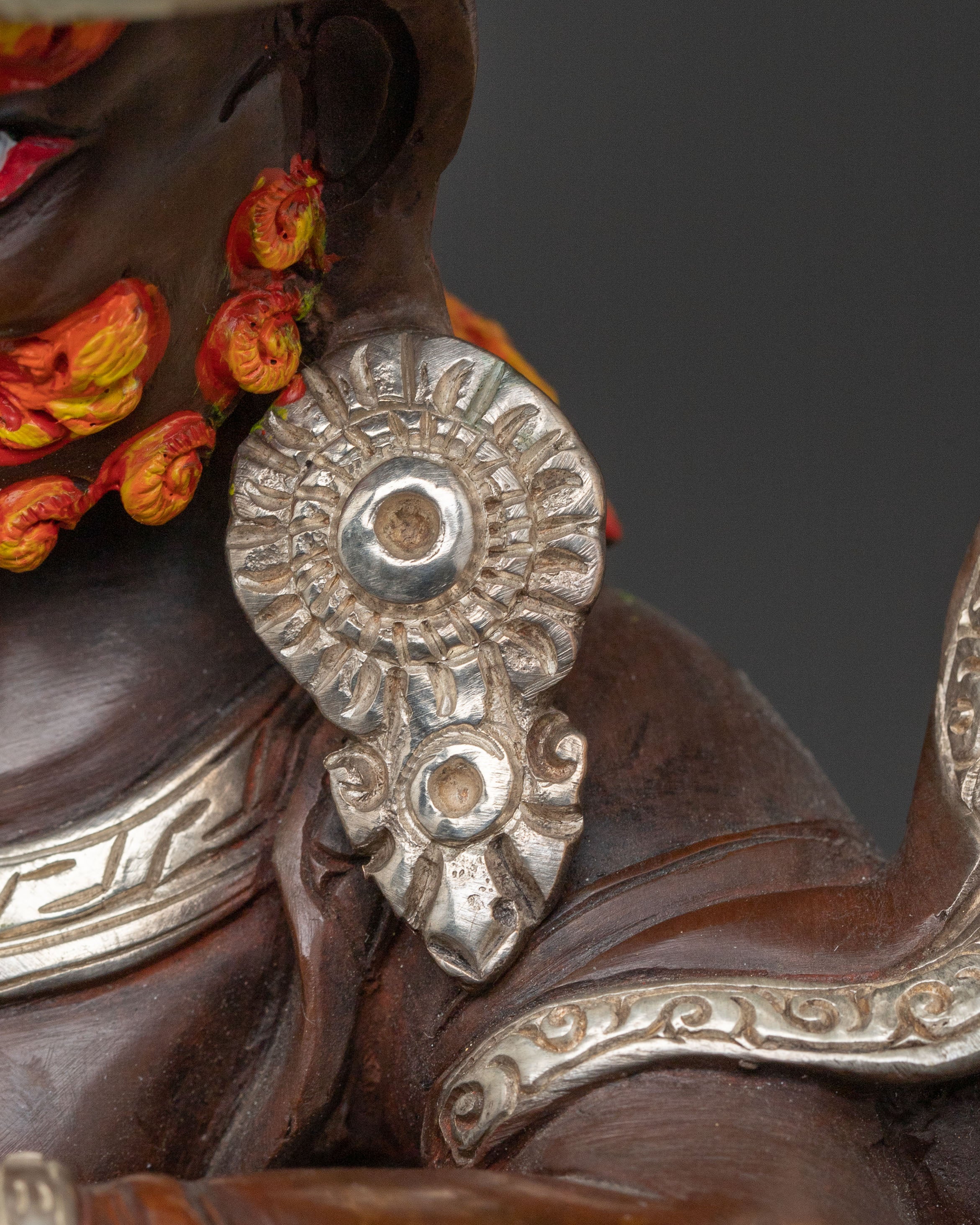 Droje Legpa: Gilded Protector Statue