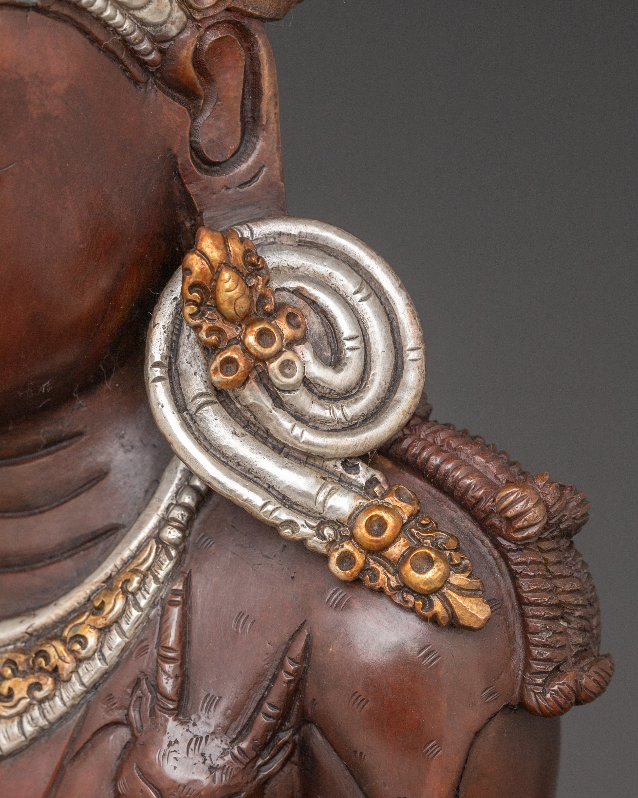 Oxidized Statue of Lokeshwor | Silver Plated Artwork