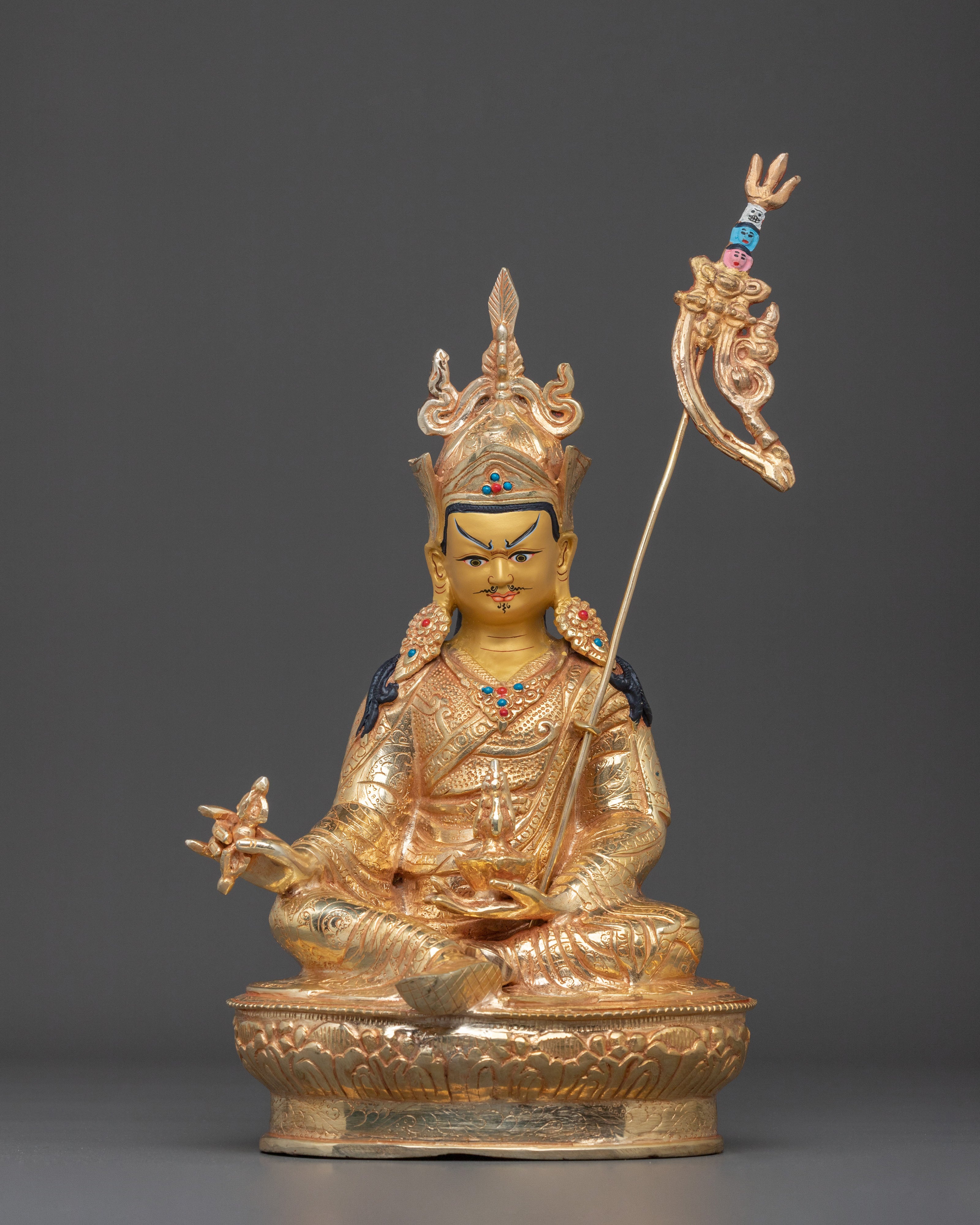 Guru Rinpoche Statue