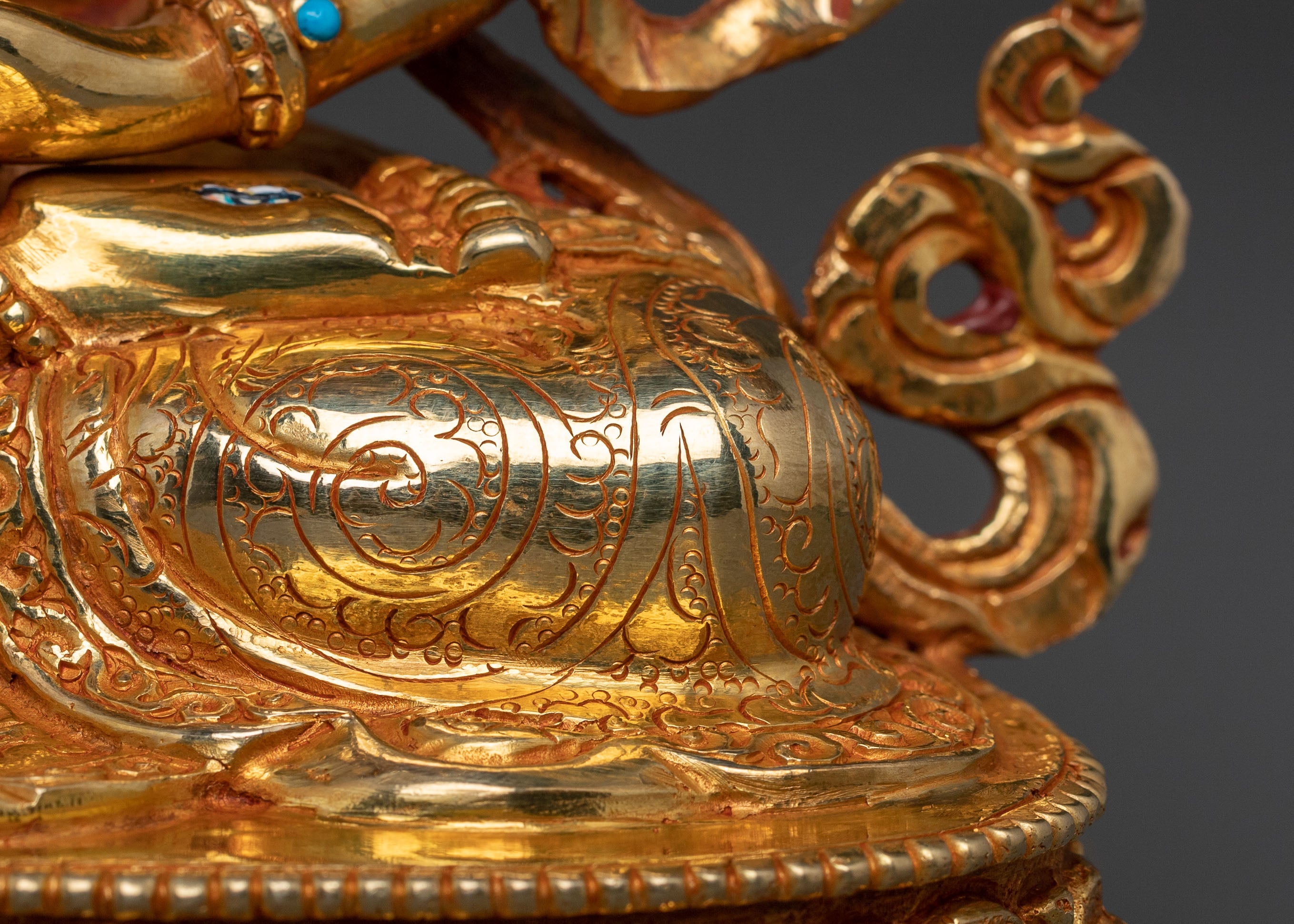 Namgyalma Golden Statue: Long Life Guardian
