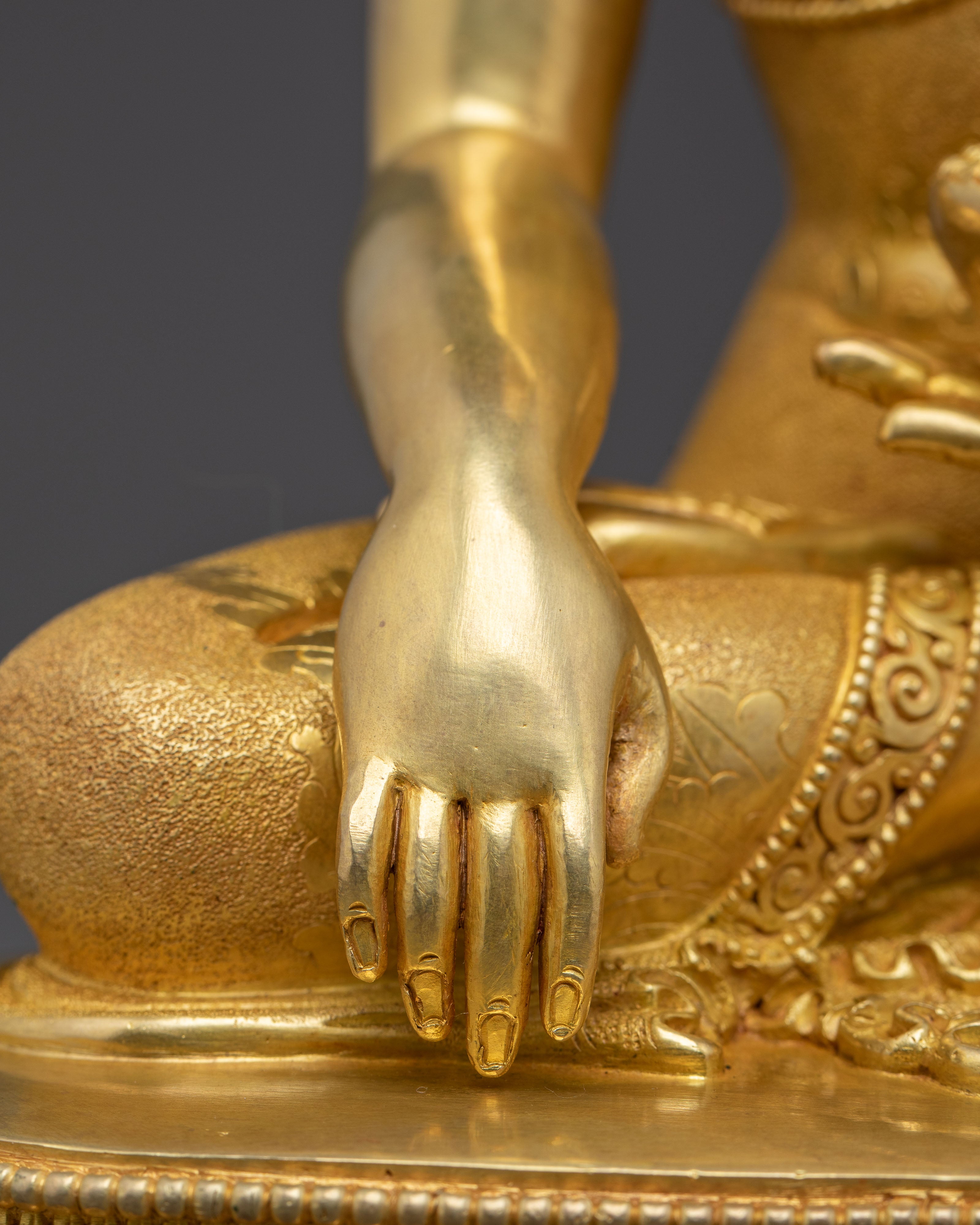 Shakyamuni Buddha Statue | 24K Gold Gilded Icon