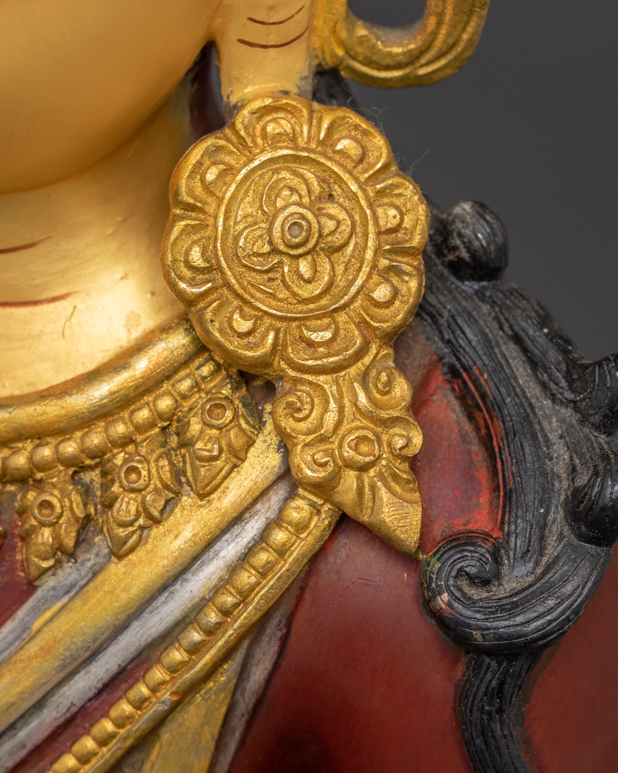 Golden Amitayus Statue | Buddha of Infinite Life
