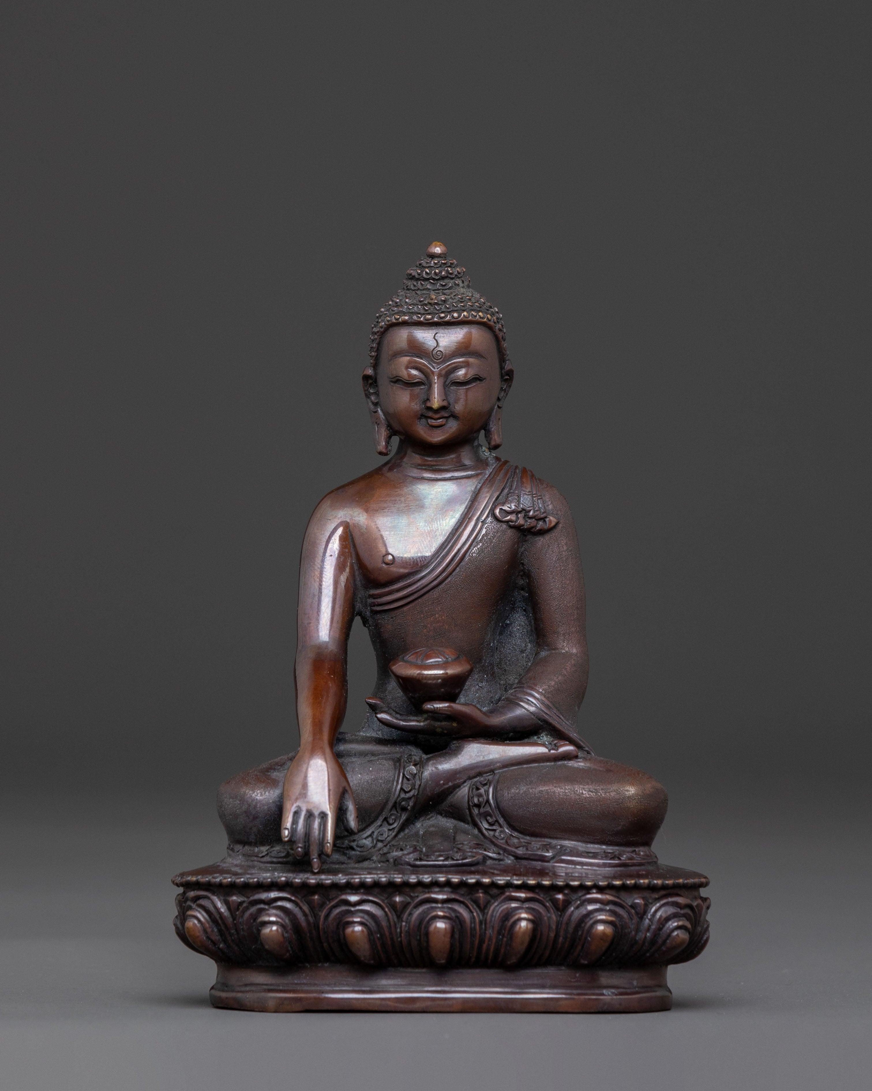 Copper Shakyamuni Buddha Dharma Statue - Oxidized Finish