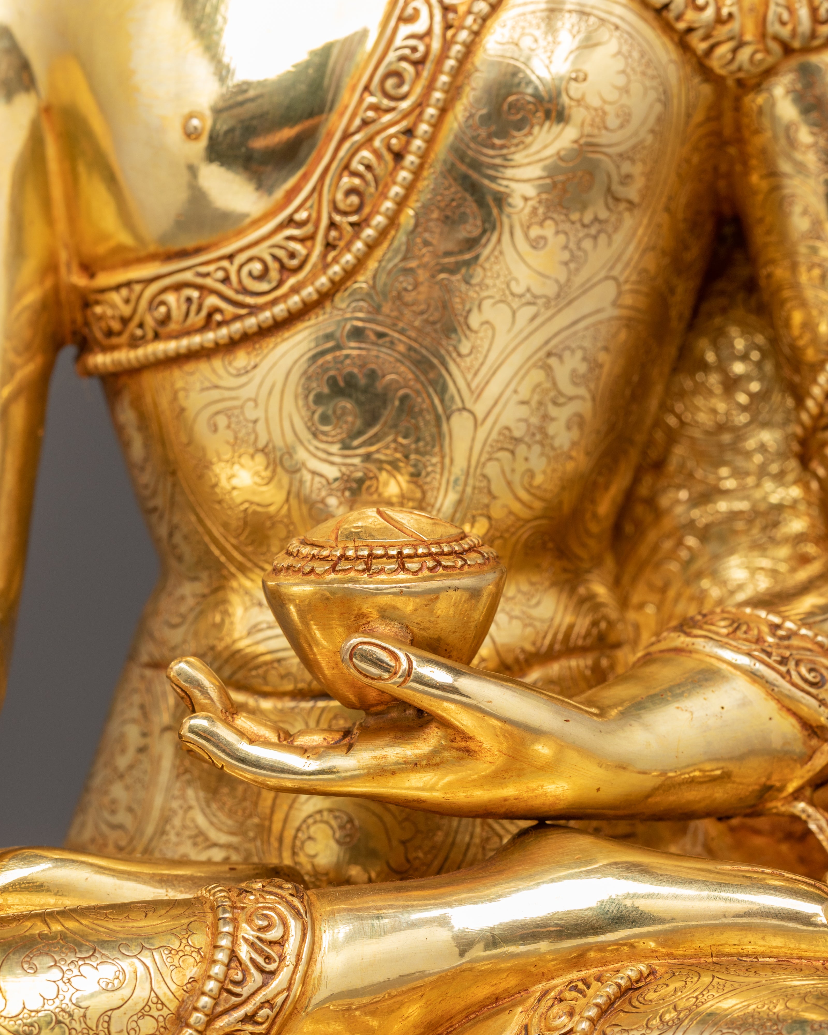 Handmade Gautama Buddha Statue: Founder of Buddhism