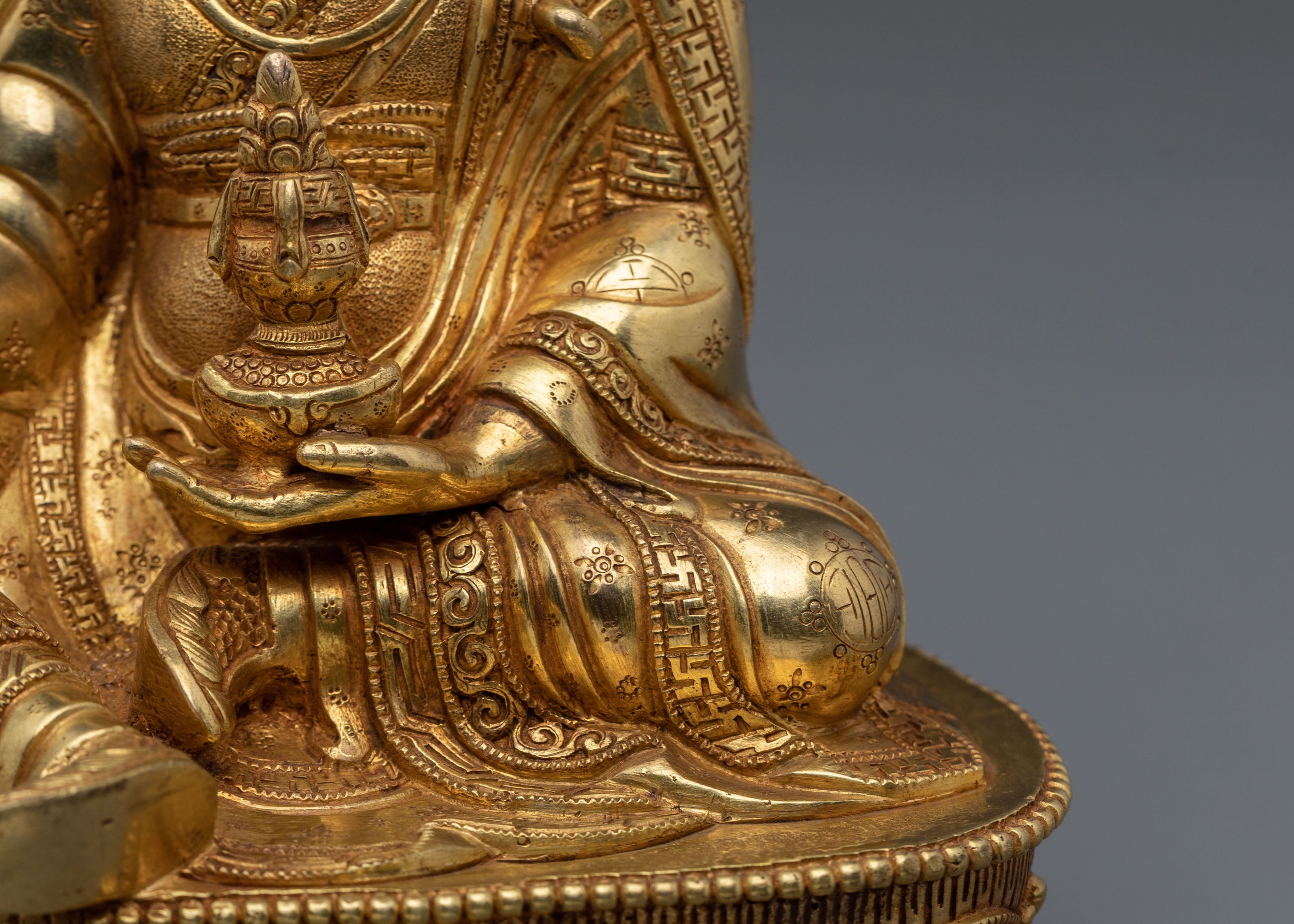 Himalayan Guru Rinpoche Spiritual Figurine