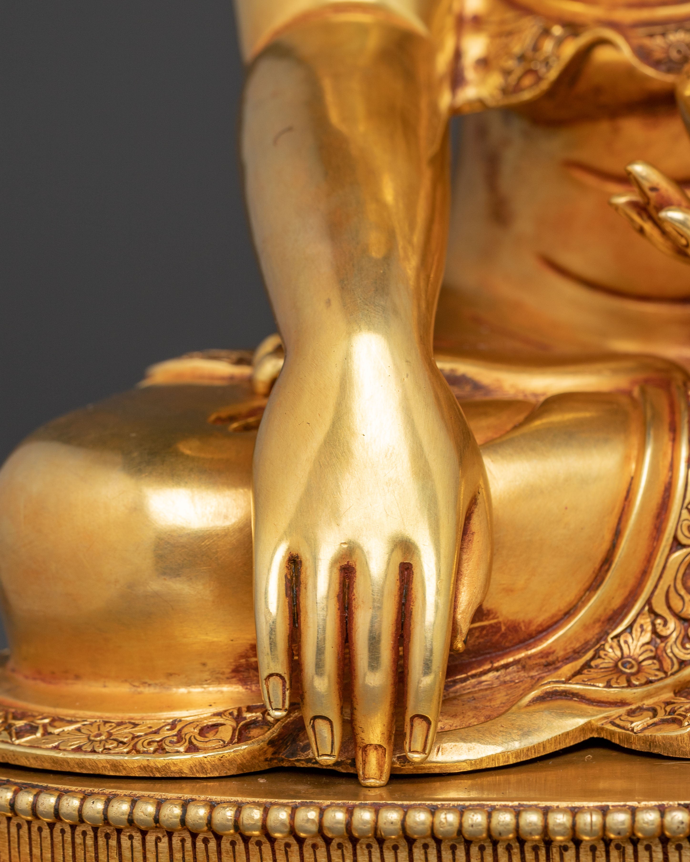 Handmade Golden Shakyamuni Buddha Statue | Home Decor