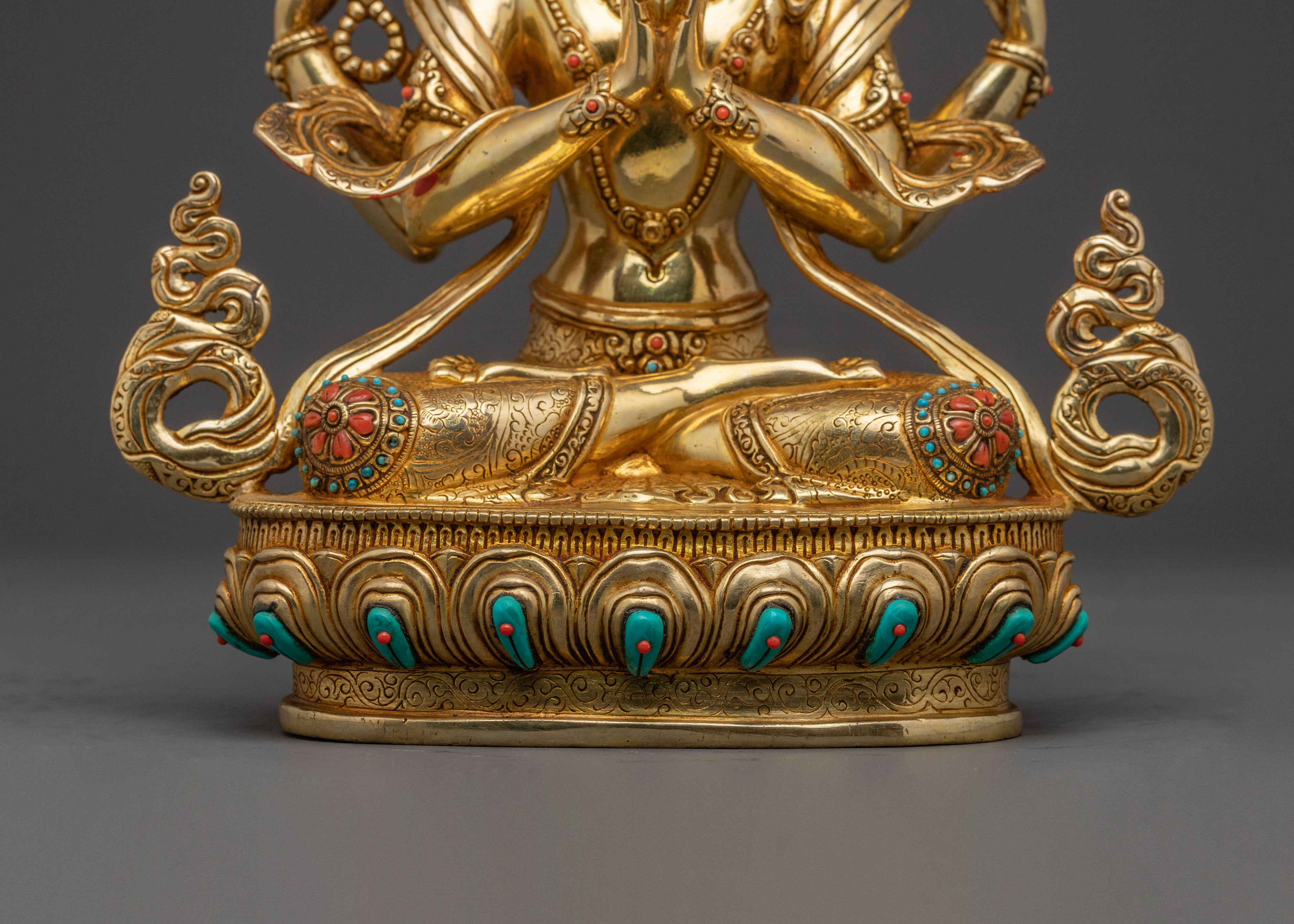 Chenrezig Enlightened Bodhisattva Statue – 24K Gold Gilded Masterpiece