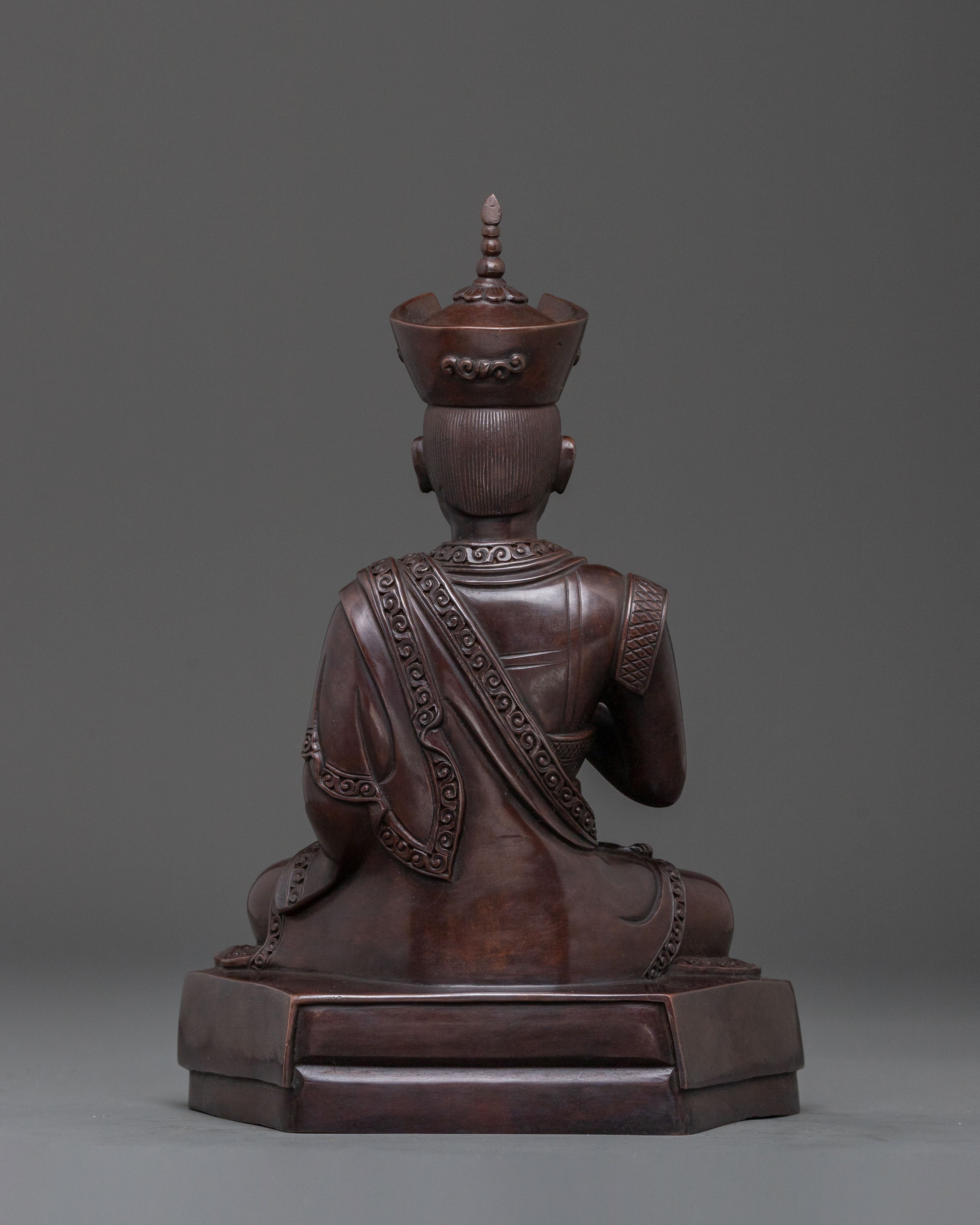 8th Karmapa Spiritual Statue | Symbol of Compassion
