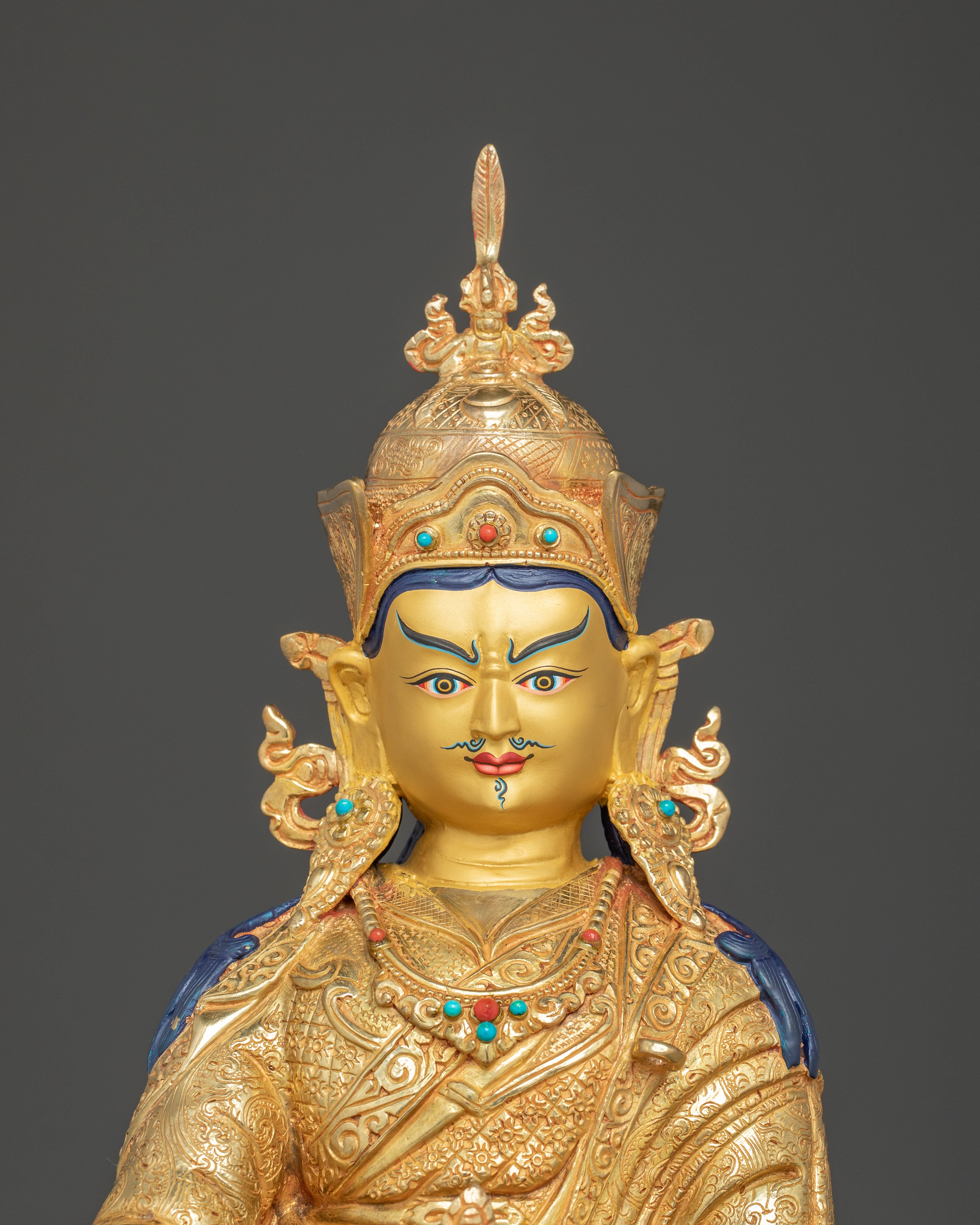 Statue of Guru Rinpoche: Lotus Born Second Buddha