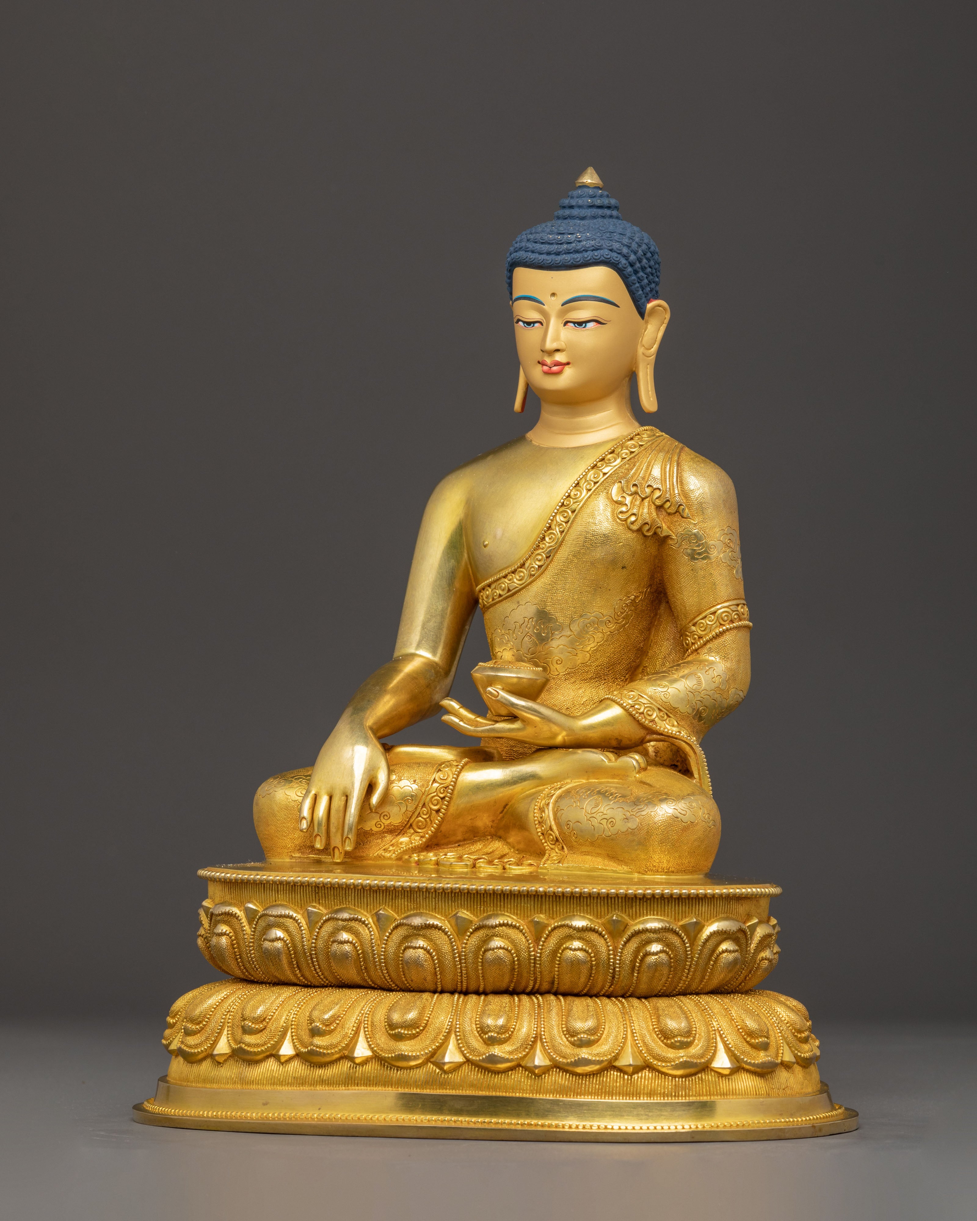 Historical Shakyamuni Buddha Golden Statue | Gautama Buddha