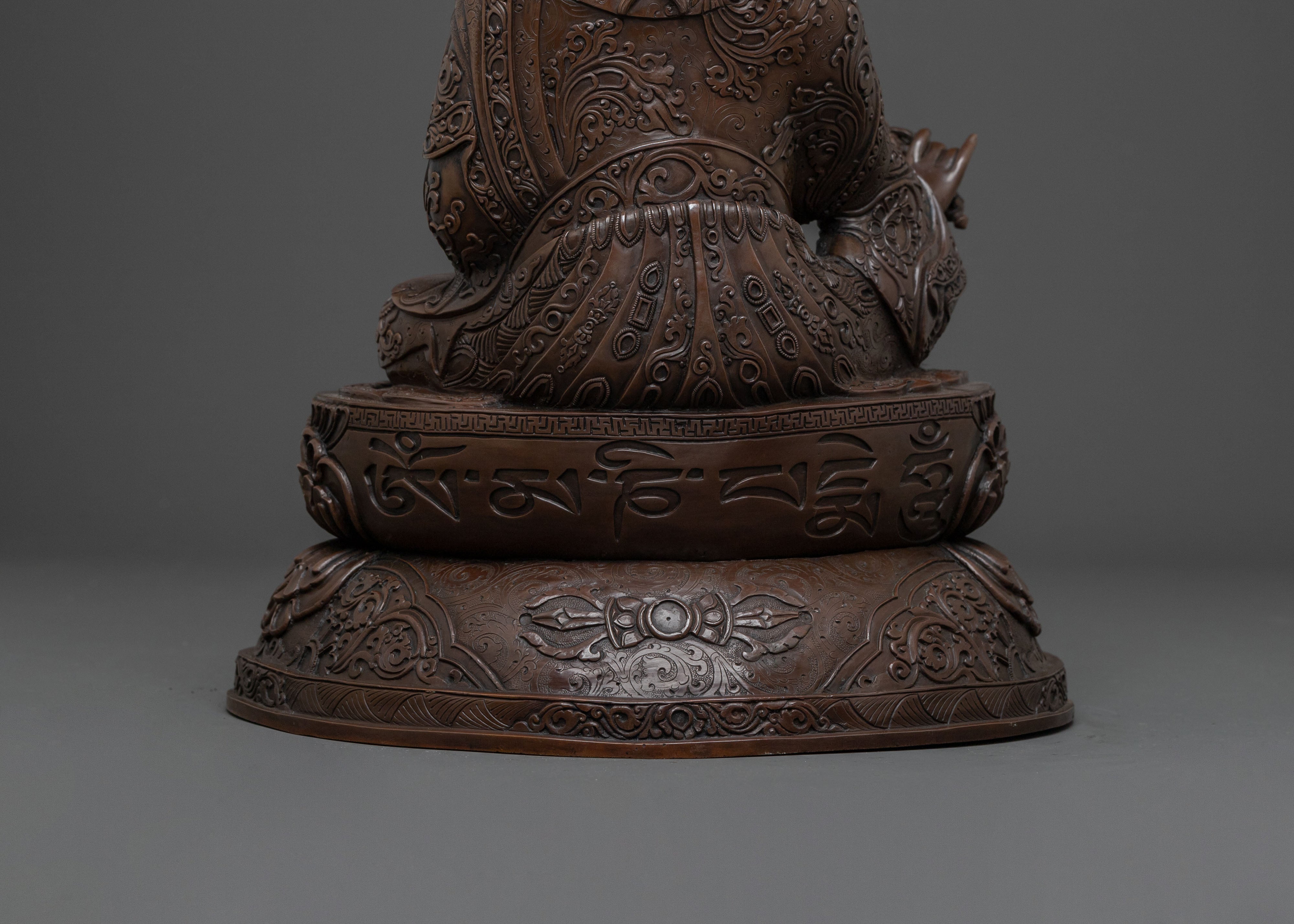 Guru Rinpoche Statue | Symbol of Wisdom