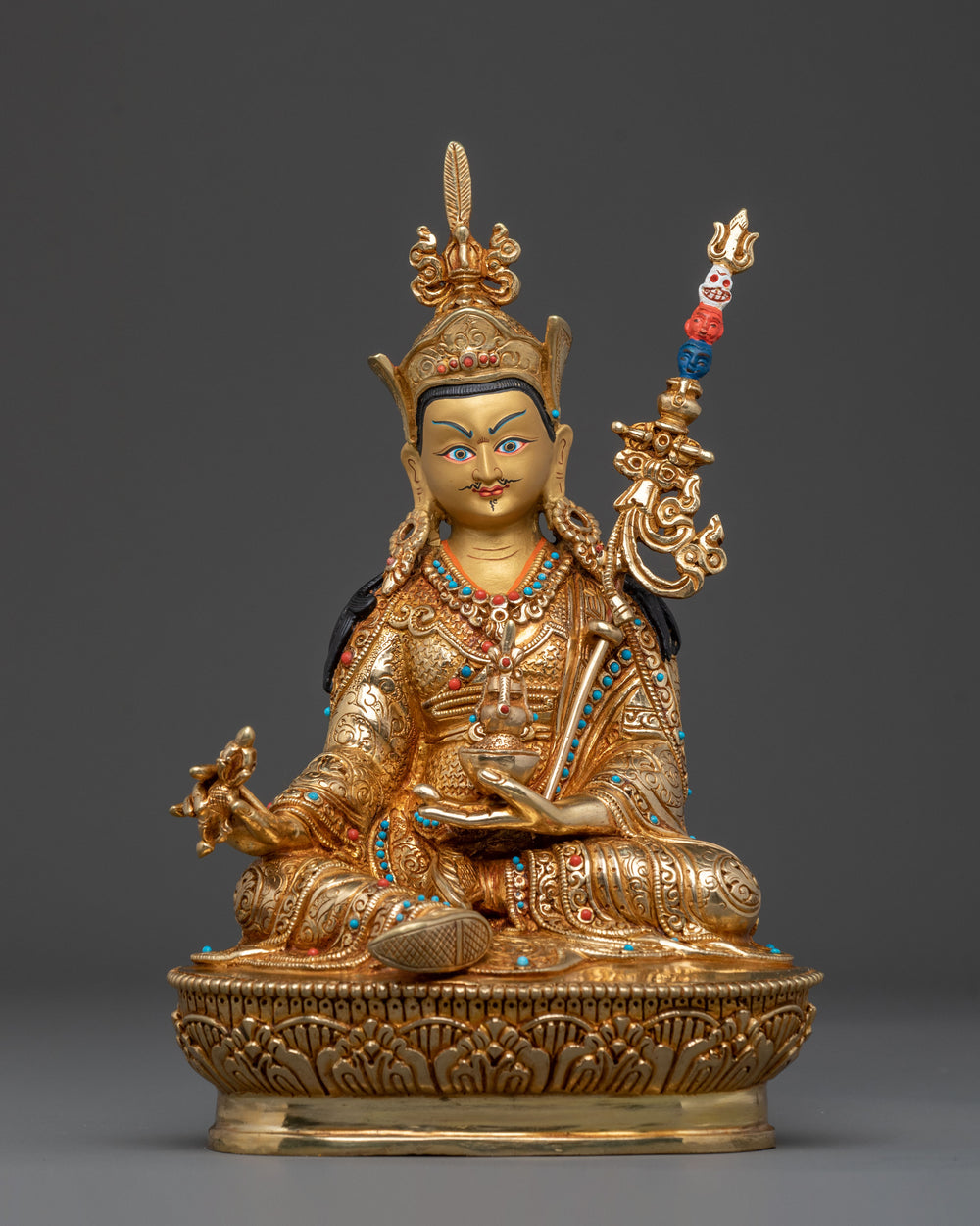 Guru Rinpoche Statue