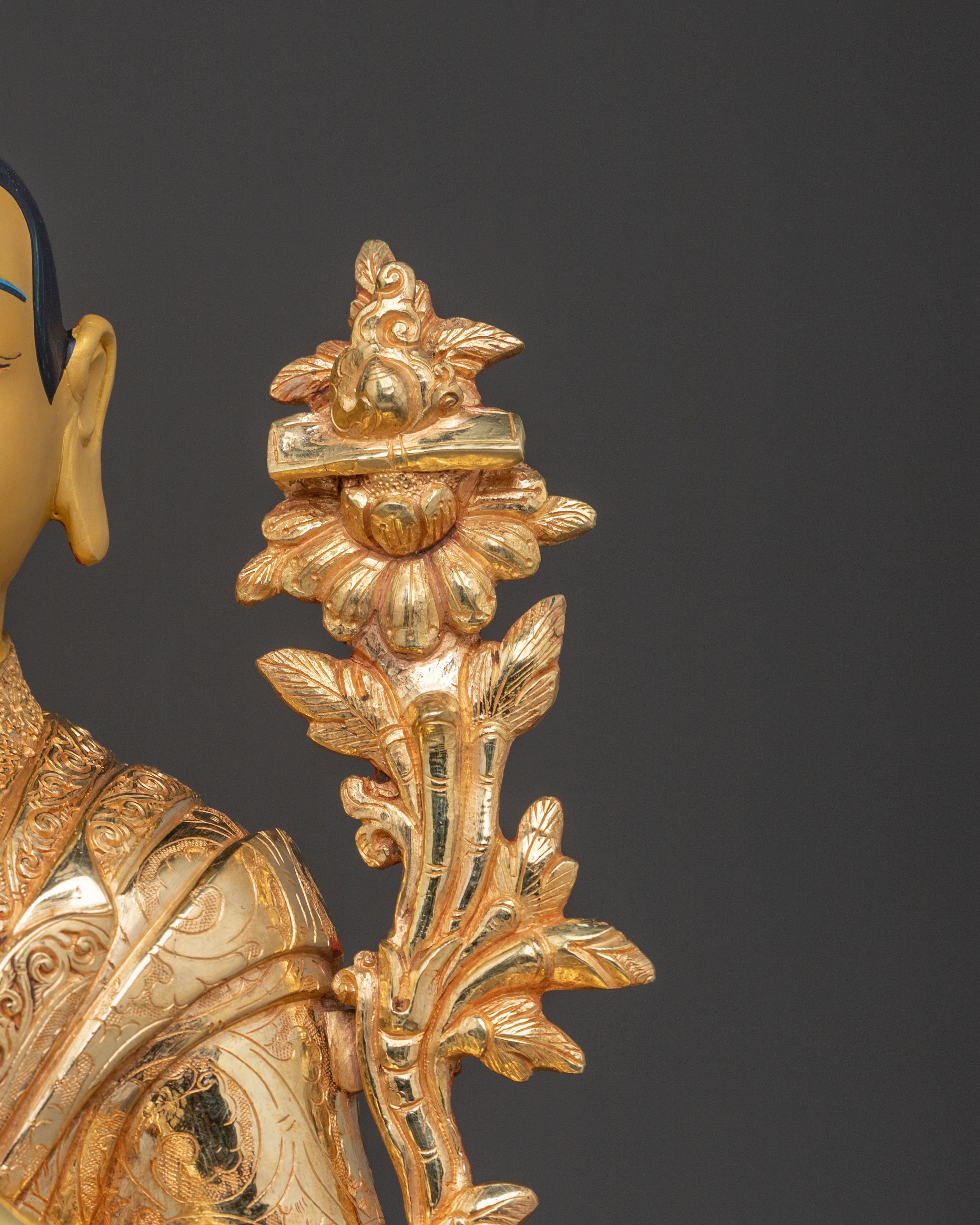 Tsongkhapa Buddhist Master Statue