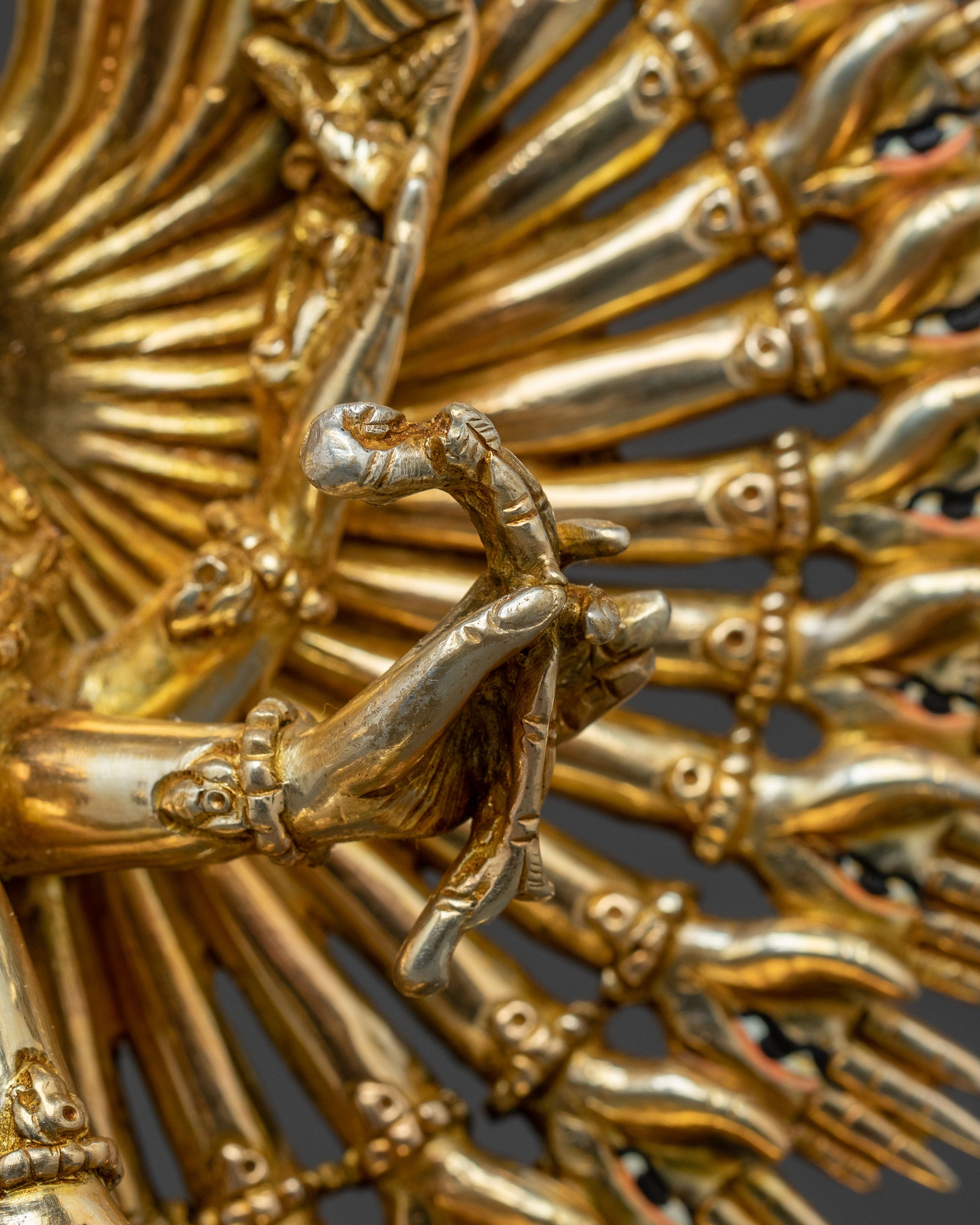 Nepalese 1000 Armed Chenrezig Statue | Tibetan Bodhisattva of Compassion