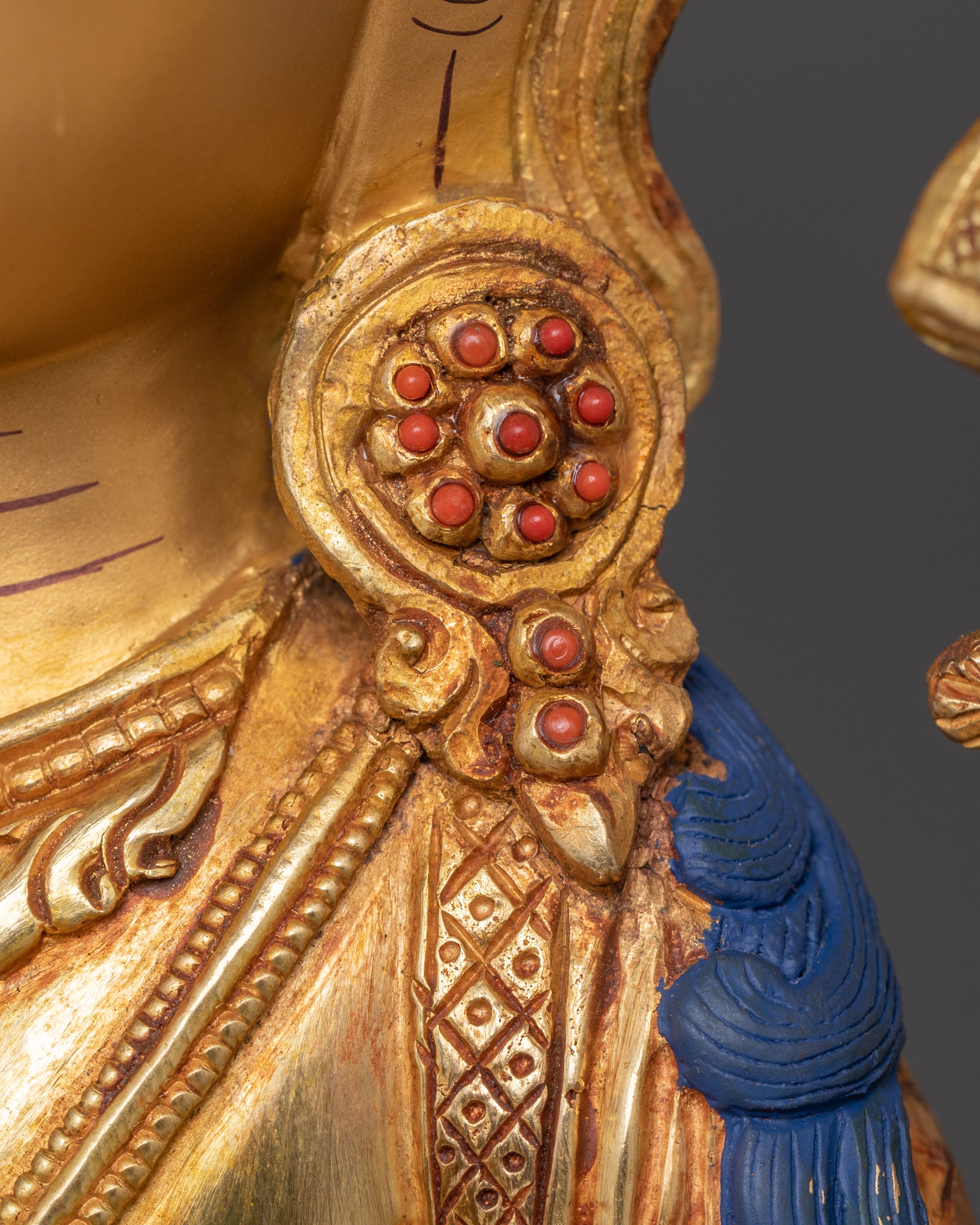 Exquisite Wisdom and Intellect Bodhisattva Manjushri Statue – Crystal & 24K Gold Statue